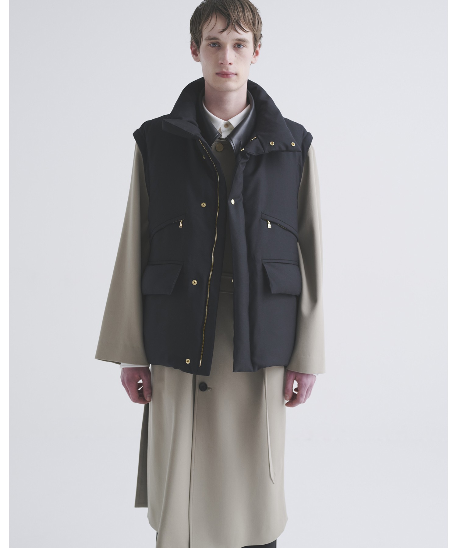 High Count Taffeta Removable Sleeve Down Jacket