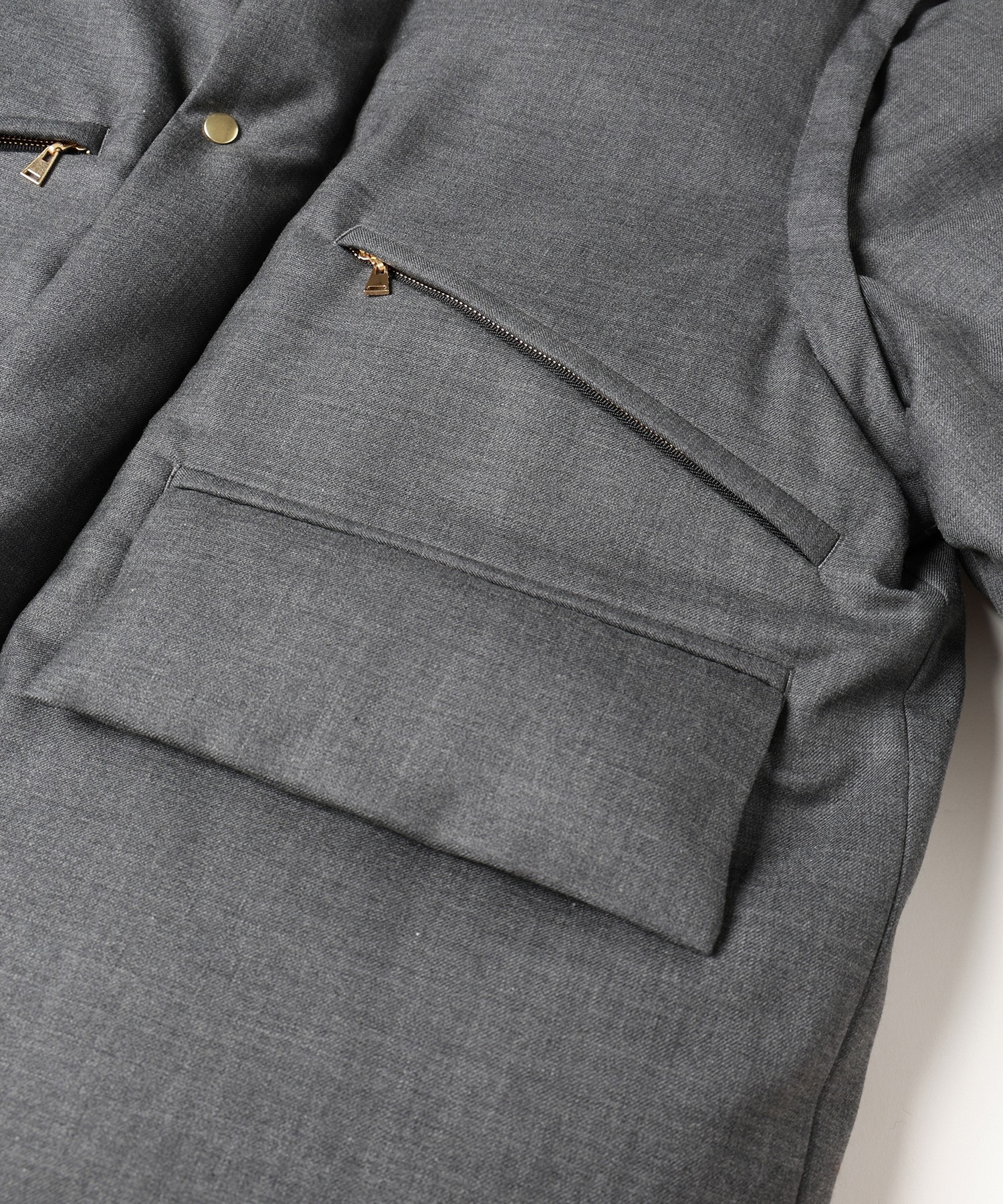 High Count Twill Removable Sleeves Down Jacket