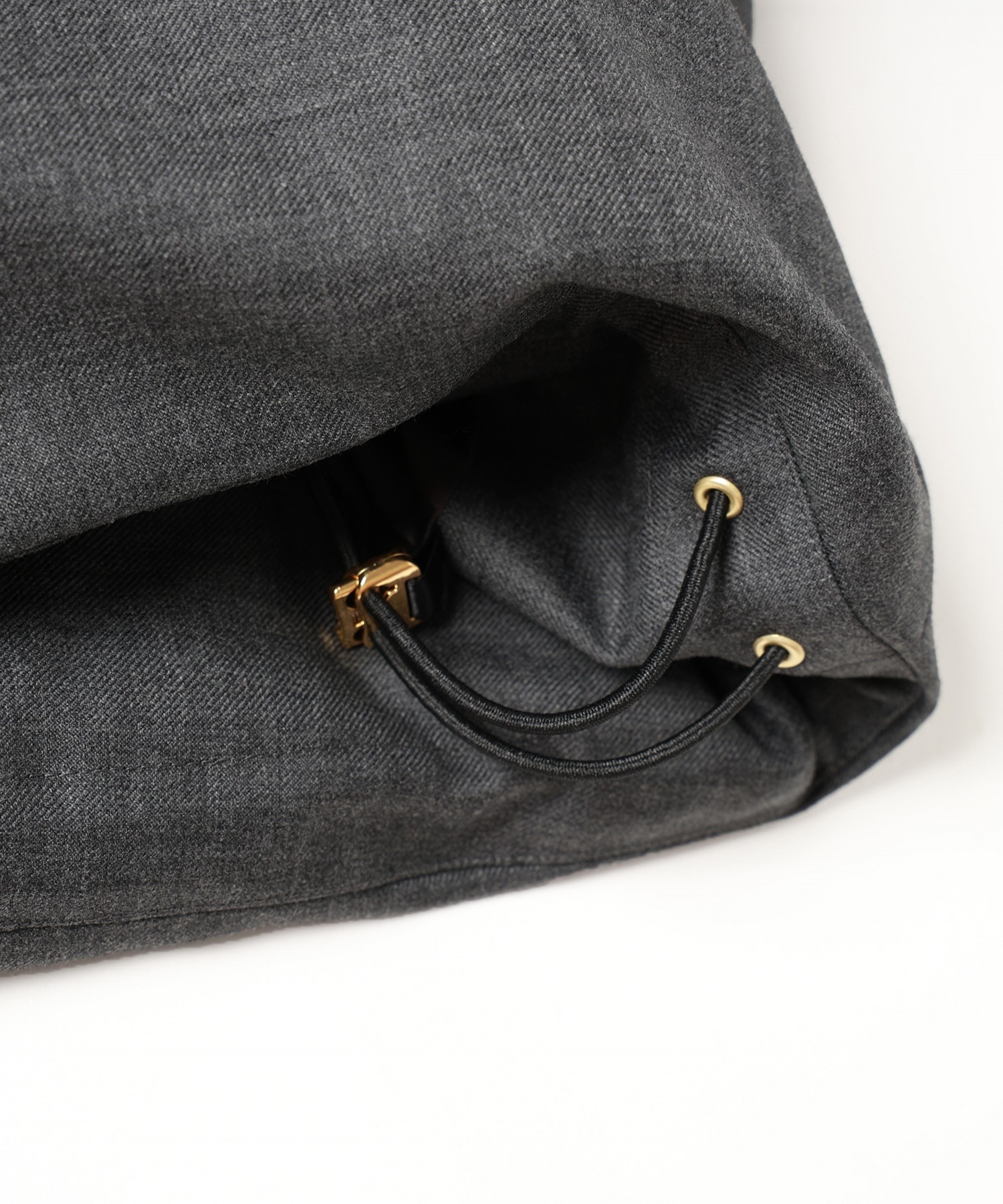 High Count Twill Removable Sleeves Down Jacket