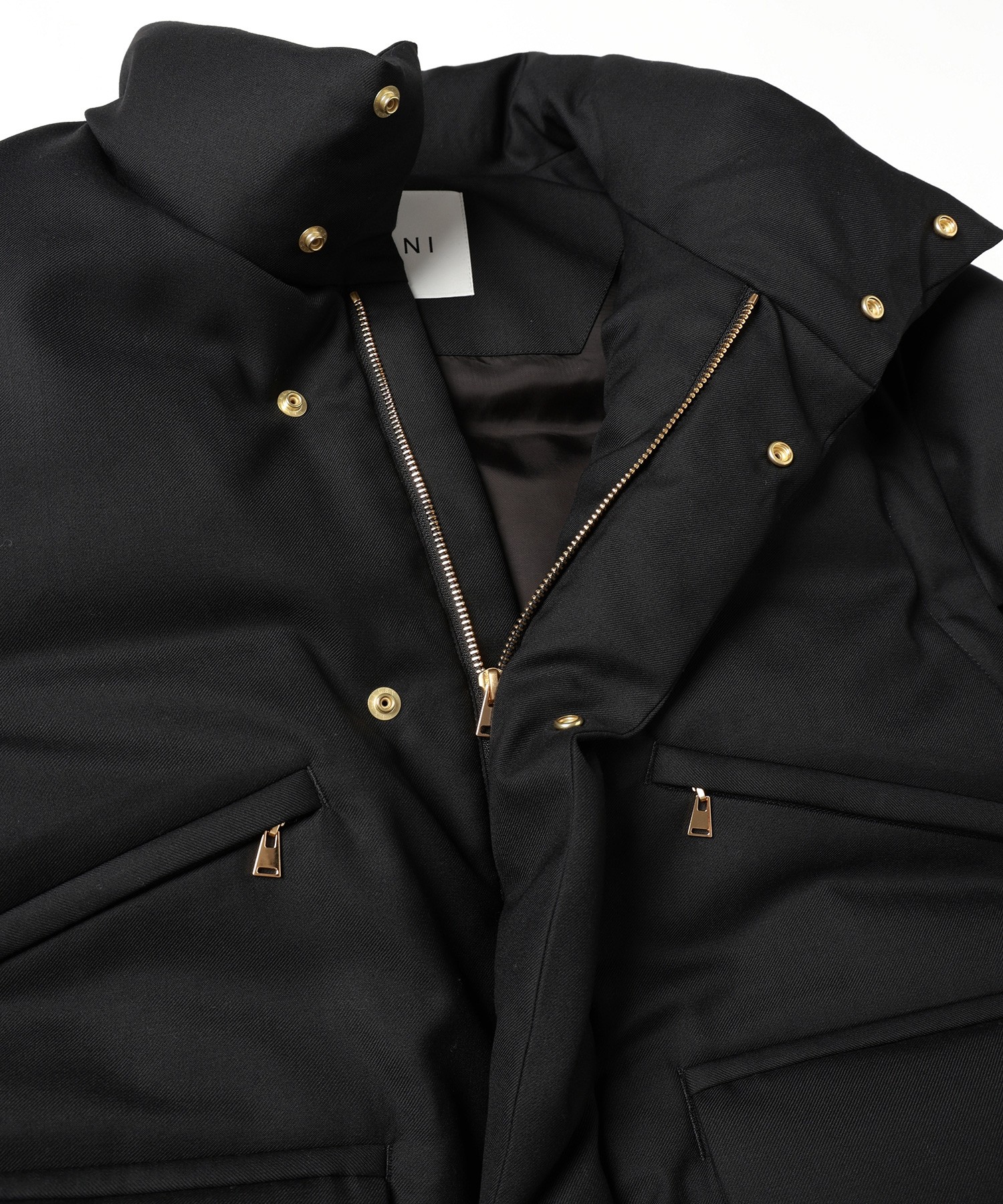 High Count Twill Removable Sleeves Down Jacket