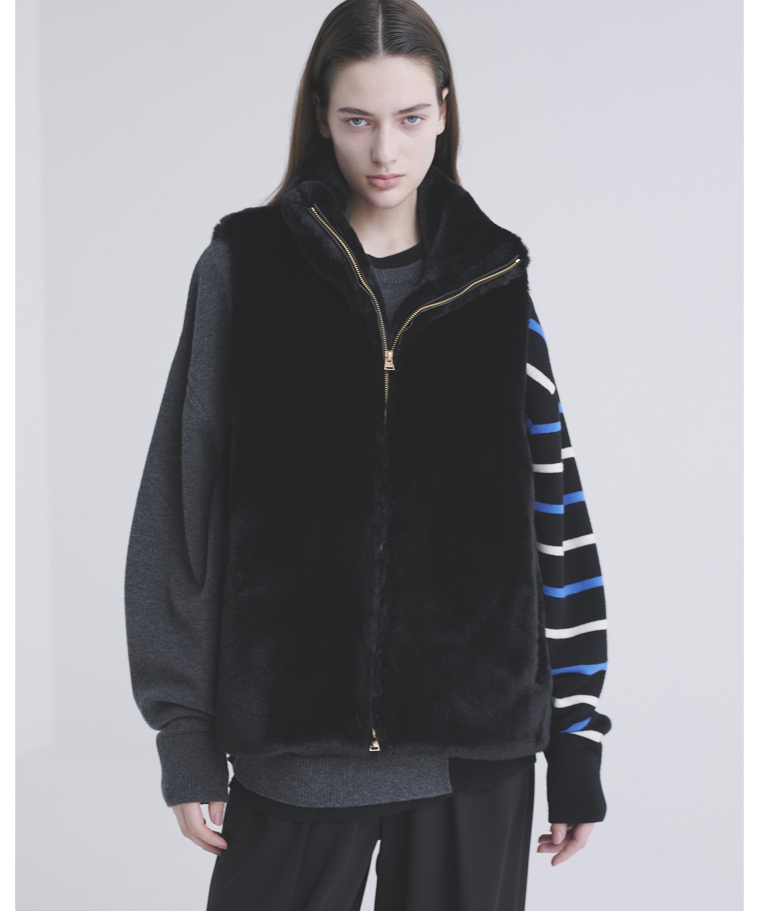 Asymmetrical Border Layerd Rib Pullover Knit