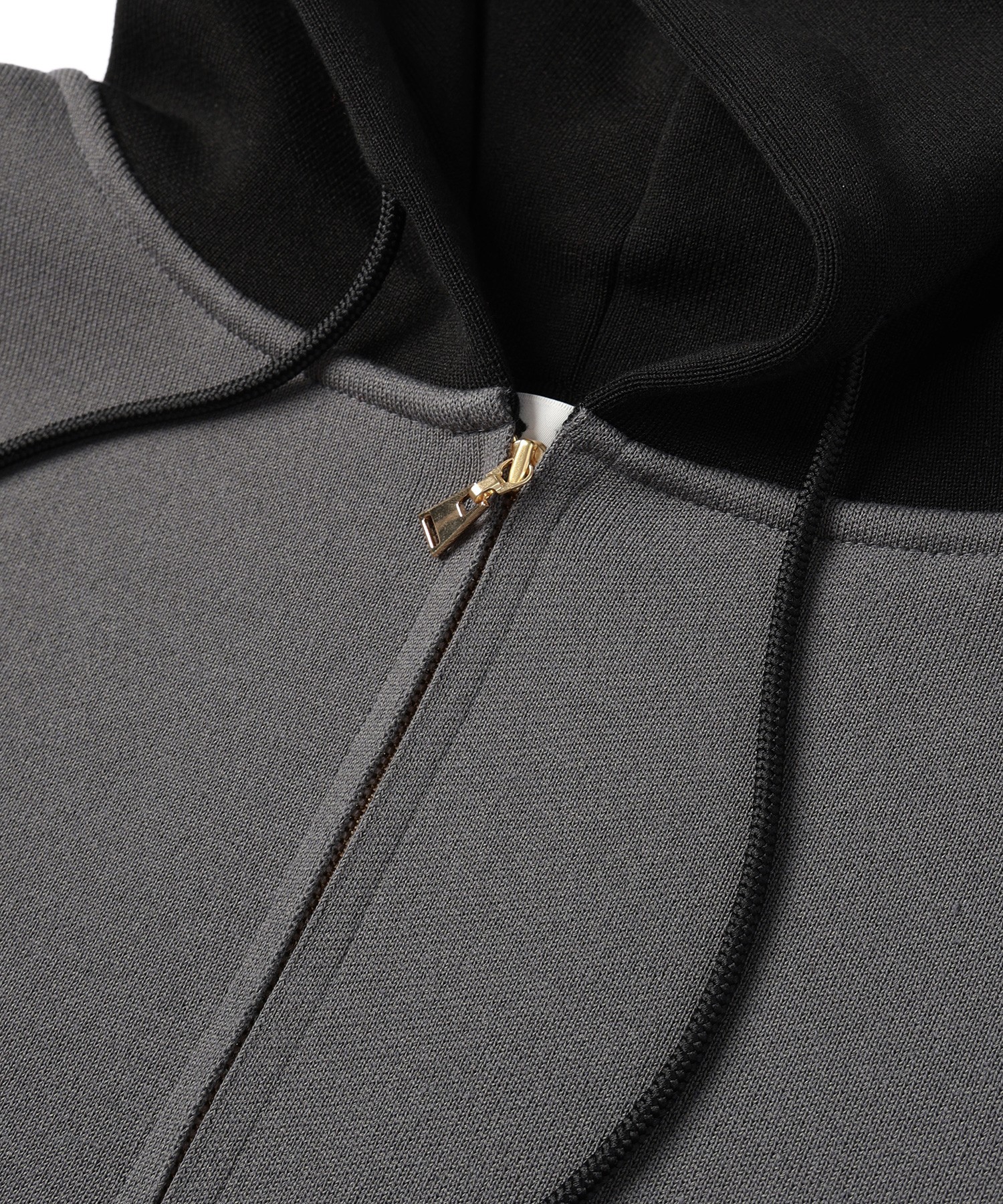 Embroidery Patch Half Zip Knit Hoodie