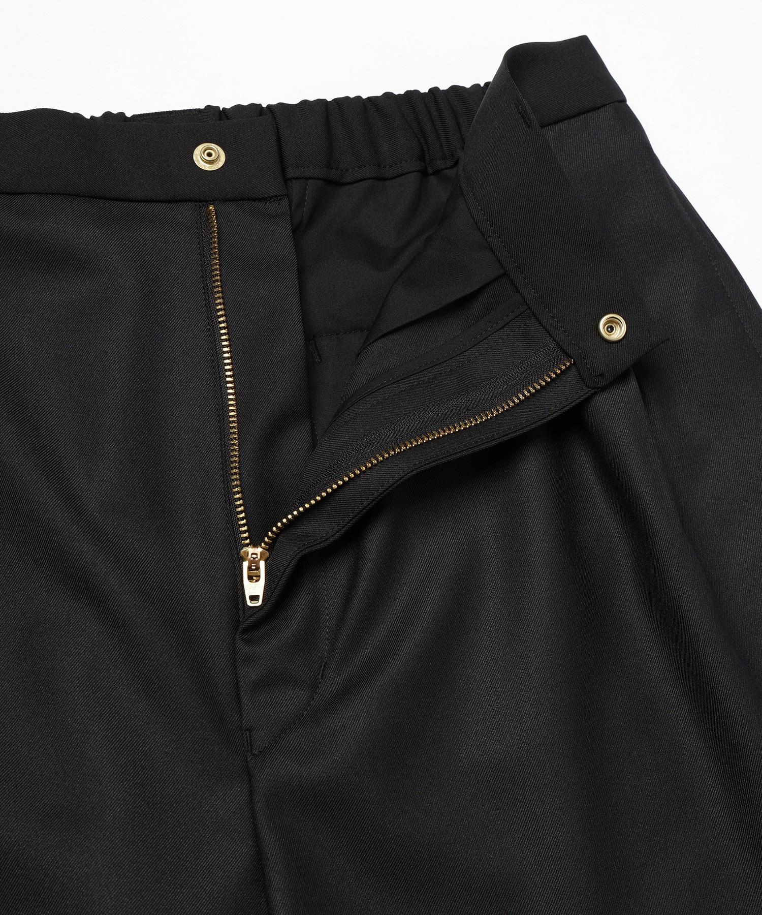 Dry Gabardine 4Tuck Wide Pants