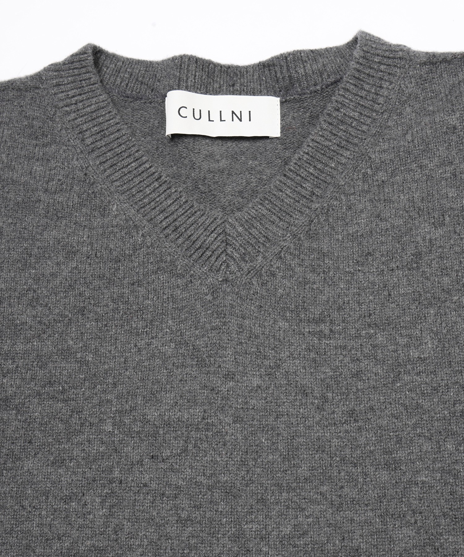Super 180s Fine Merino Wool Minimal V-Neck Knit Pullover