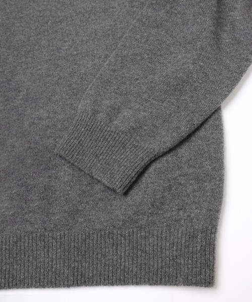 Super 180s Fine Merino Wool Minimal V-Neck Knit Pullover