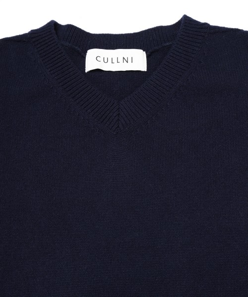 Super 180s Fine Merino Wool Minimal V-Neck Knit Pullover