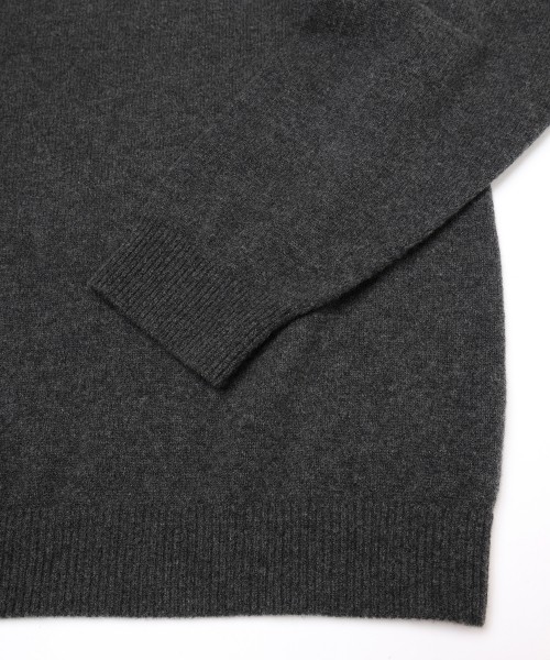 Super 180s Fine Merino Wool Minimal V-Neck Knit Pullover