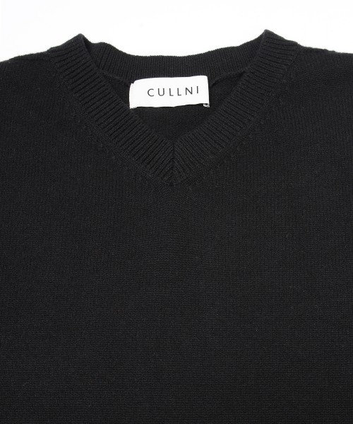 Super 180s Fine Merino Wool Minimal V-Neck Knit Pullover
