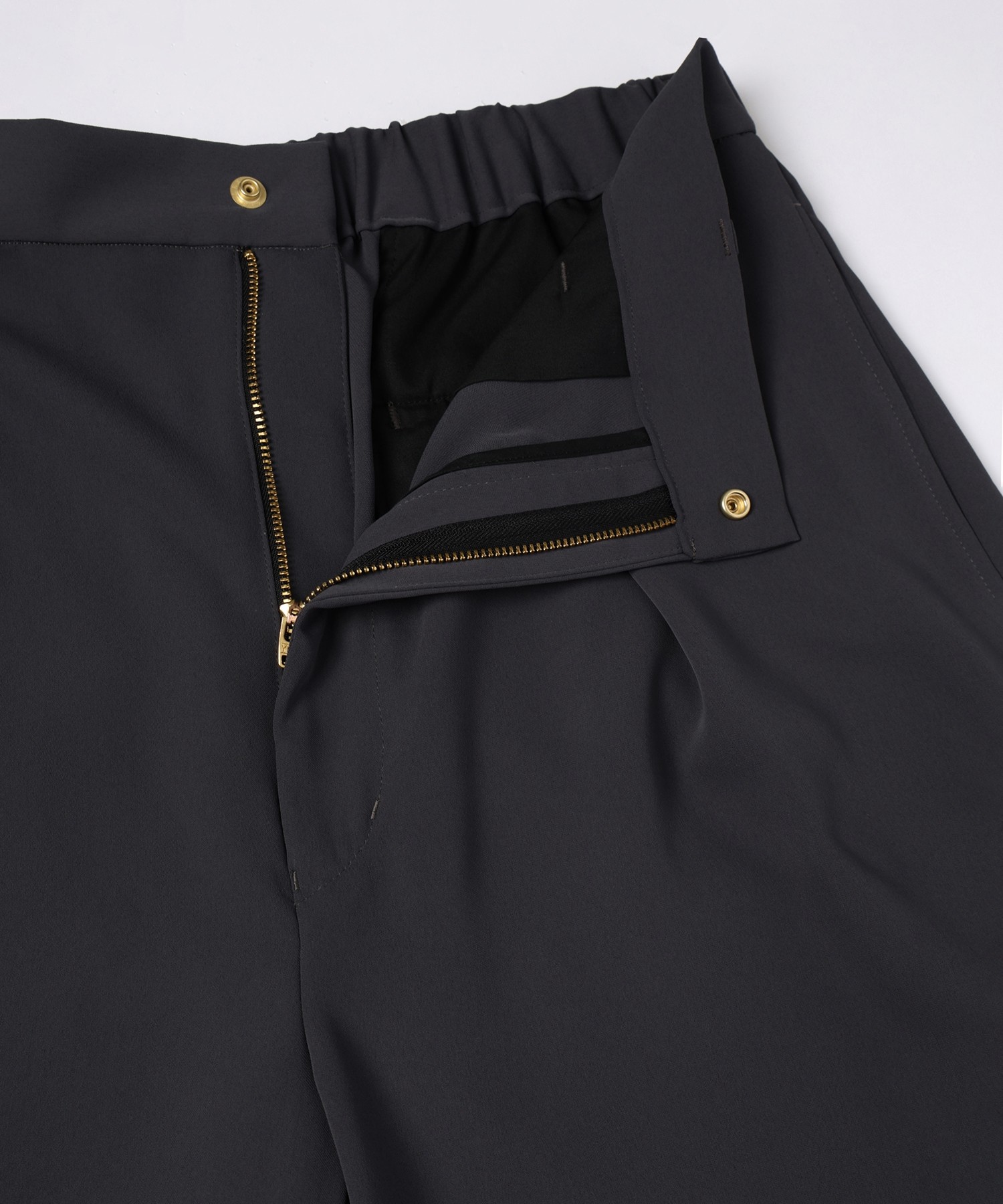 Double Cloth Tuck Wide Pant