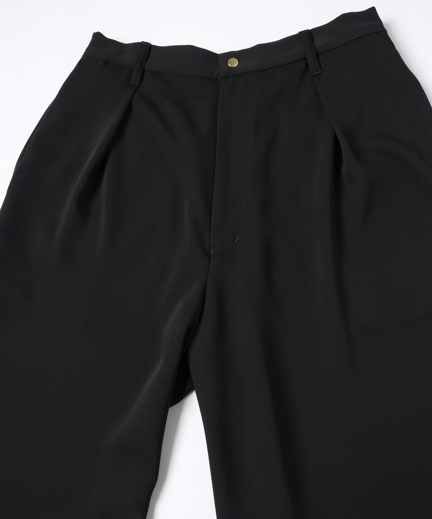 Double Cloth Tuck Wide Pant