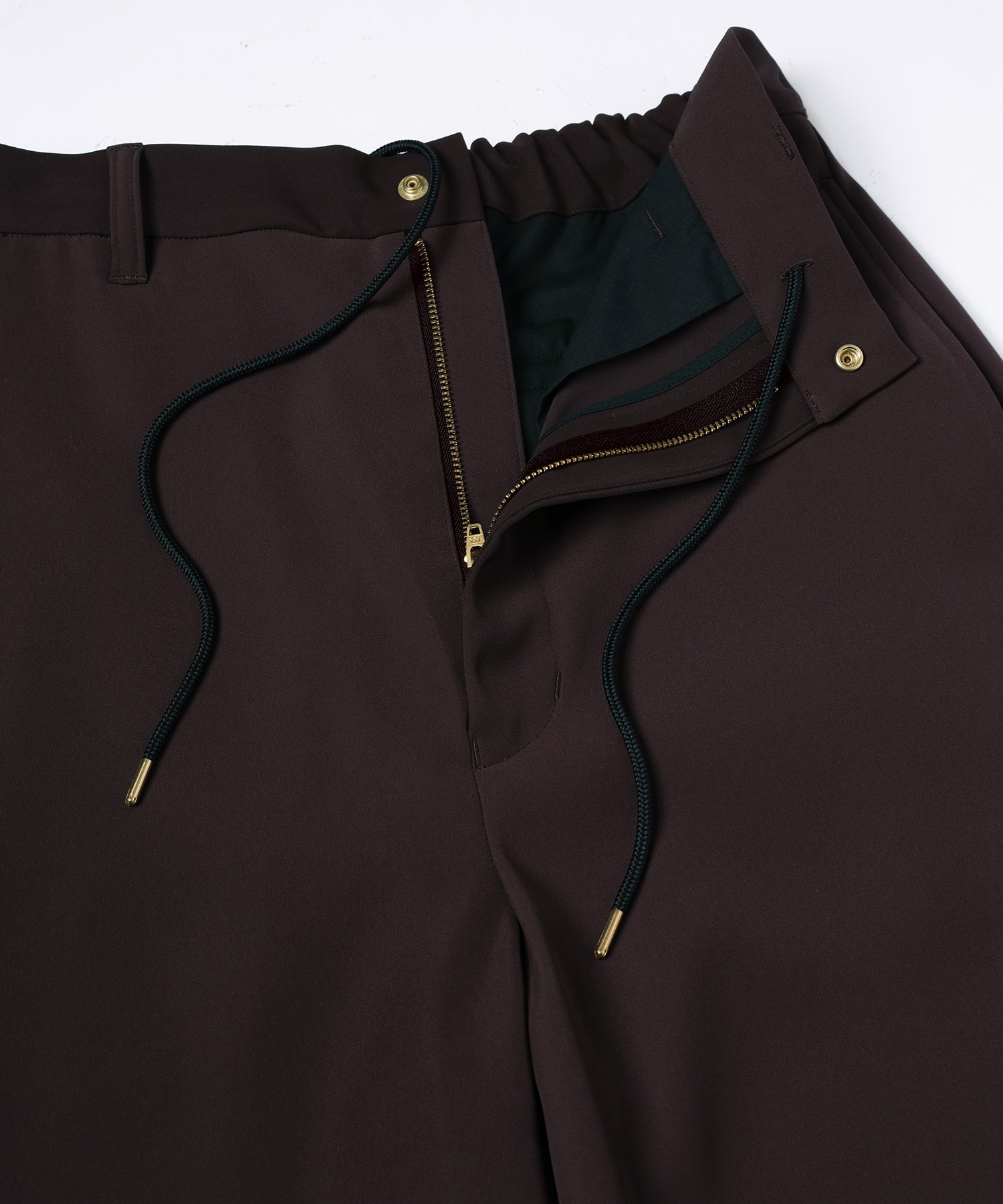 Dry Twill Curve Silhouette Semi Wide Pant