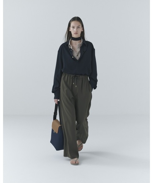 Dry Stretch Cloth Extra Wide Drawstring Pant