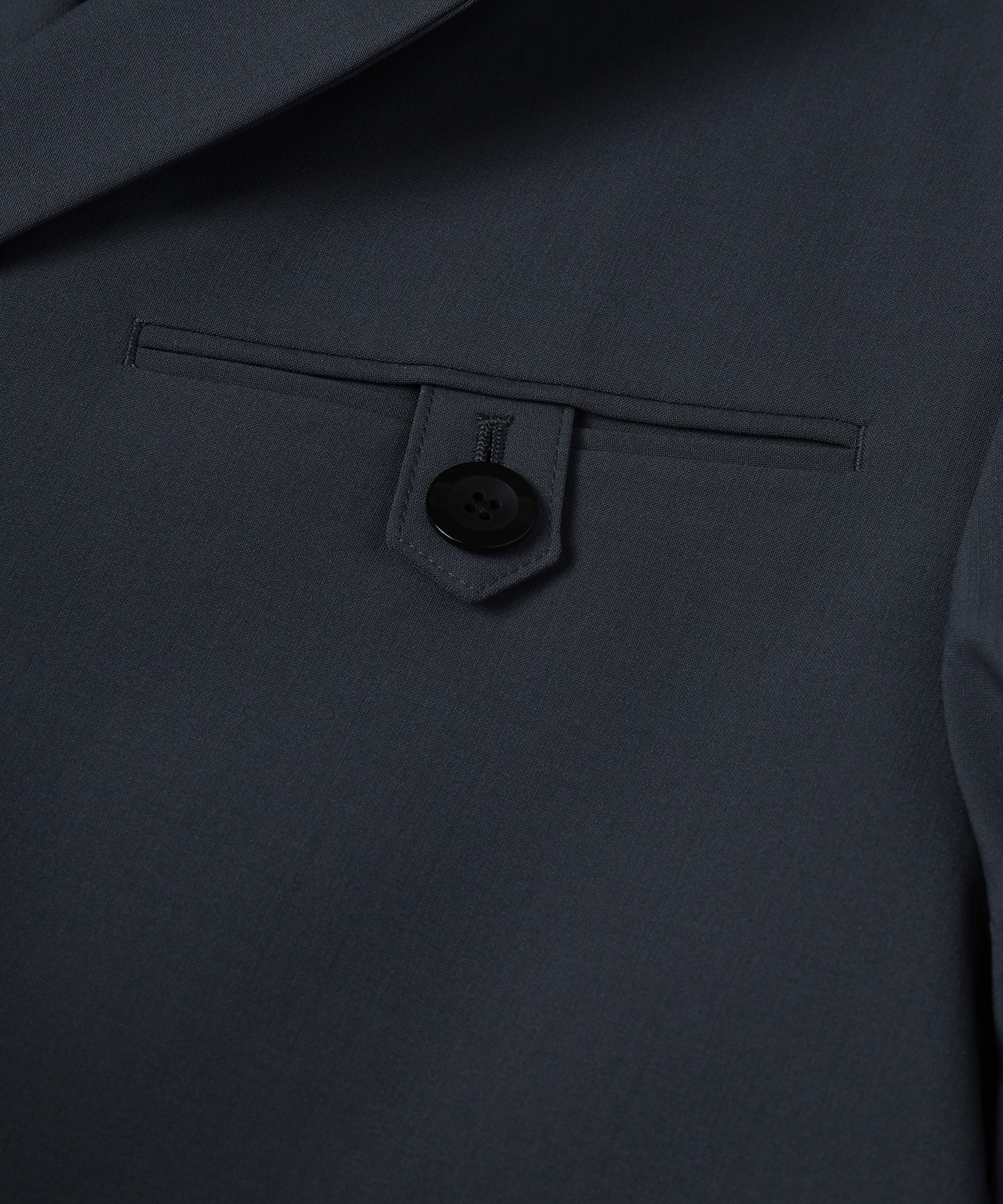 Wool Dry Stretch Cloth Button-Tab Pocket Tailored Jacket