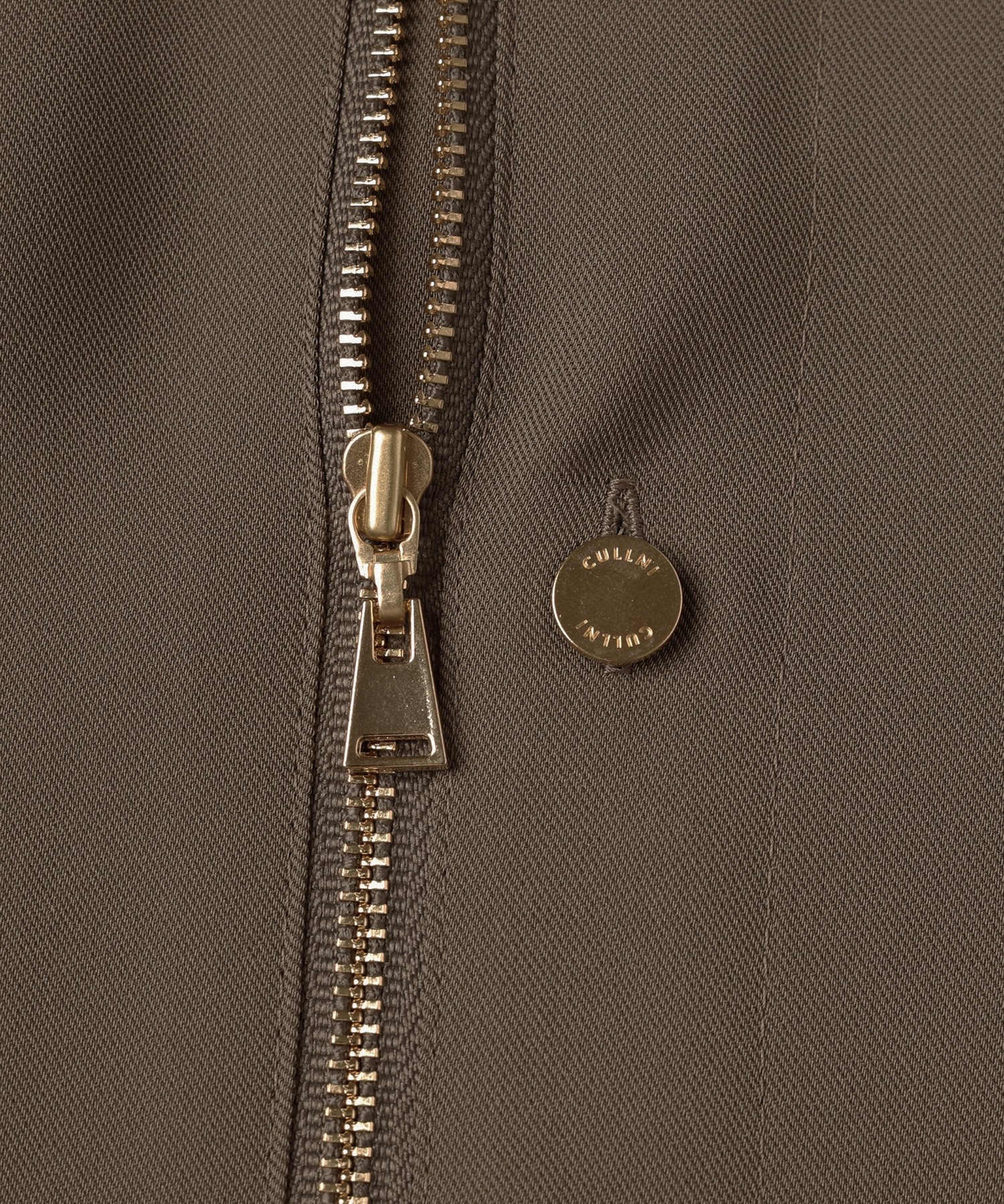 Airy Cloth Short Sleeve Zip Up Shirt