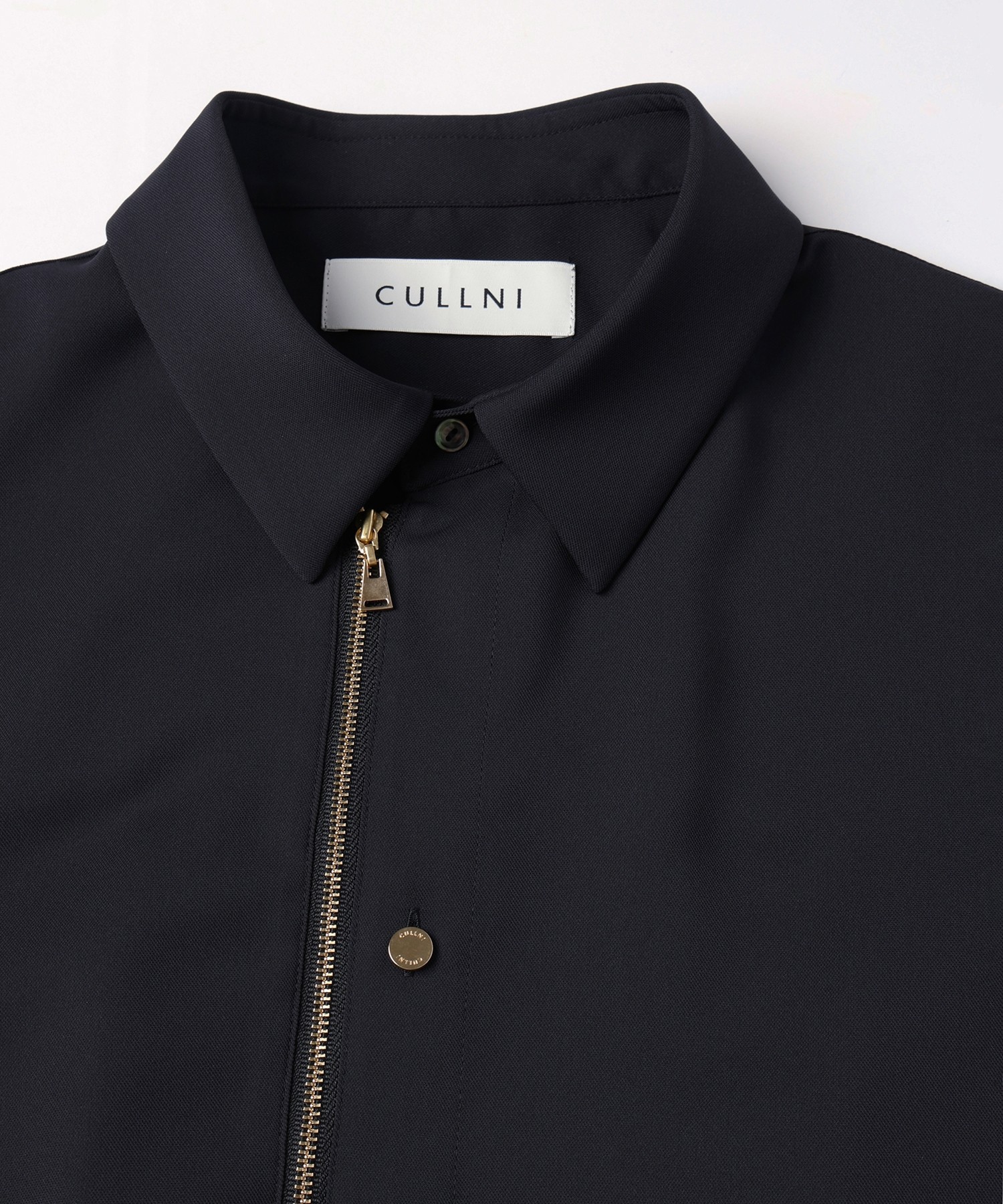 Airy Cloth Short Sleeve Zip Up Shirt