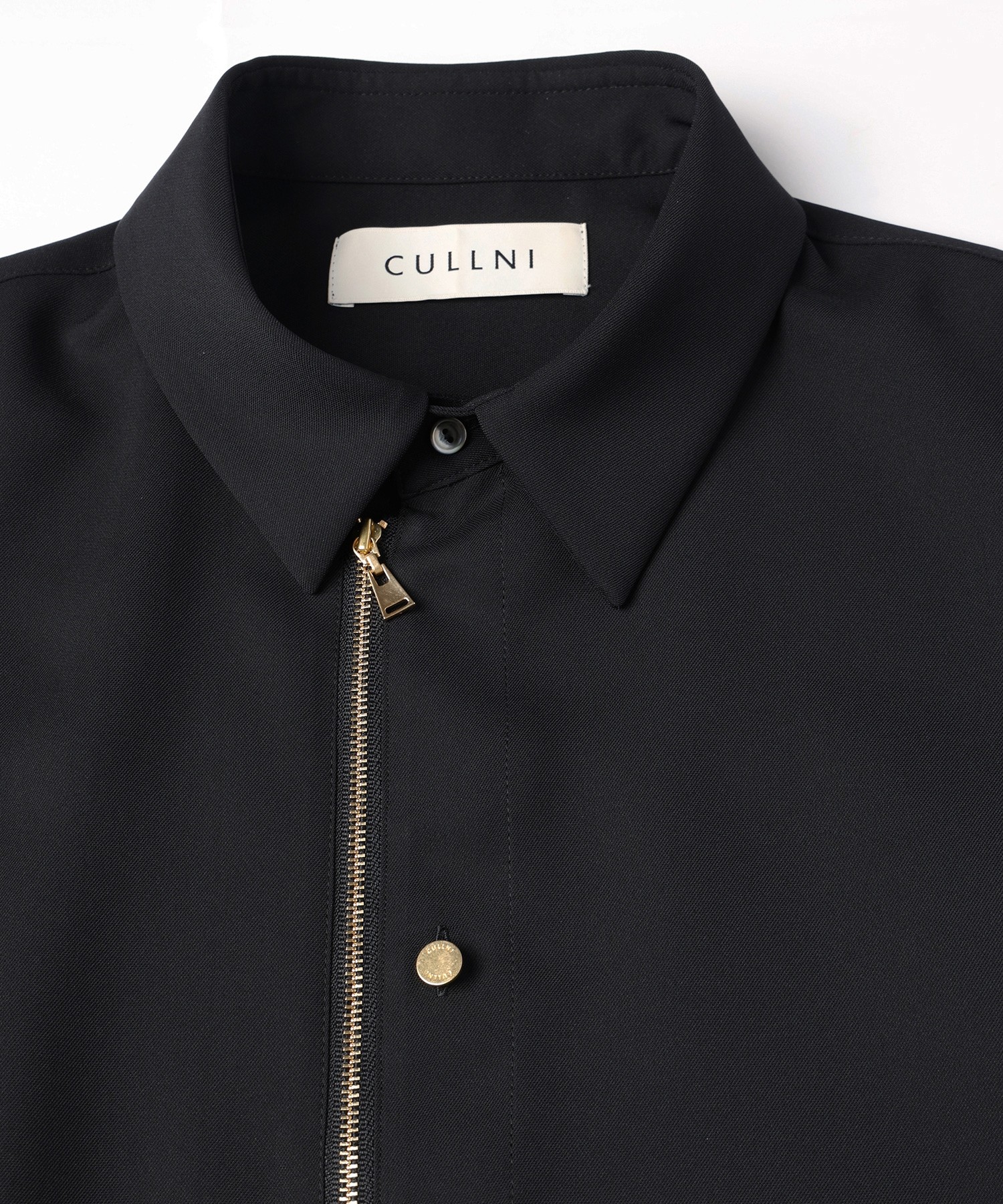 Airy Cloth Short Sleeve Zip Up Shirt