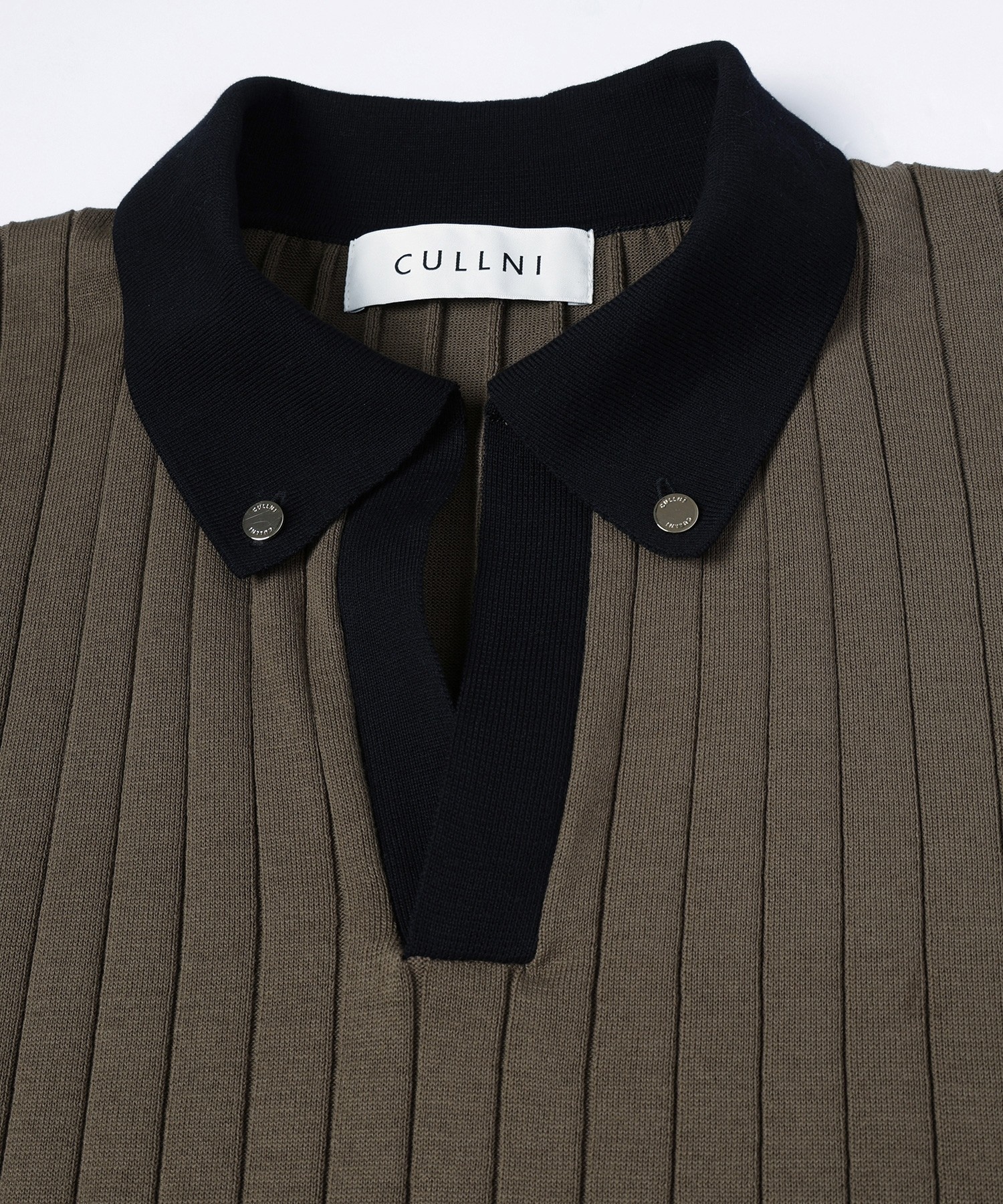 Wide Rib Skipper Collar Short Sleeve Knit