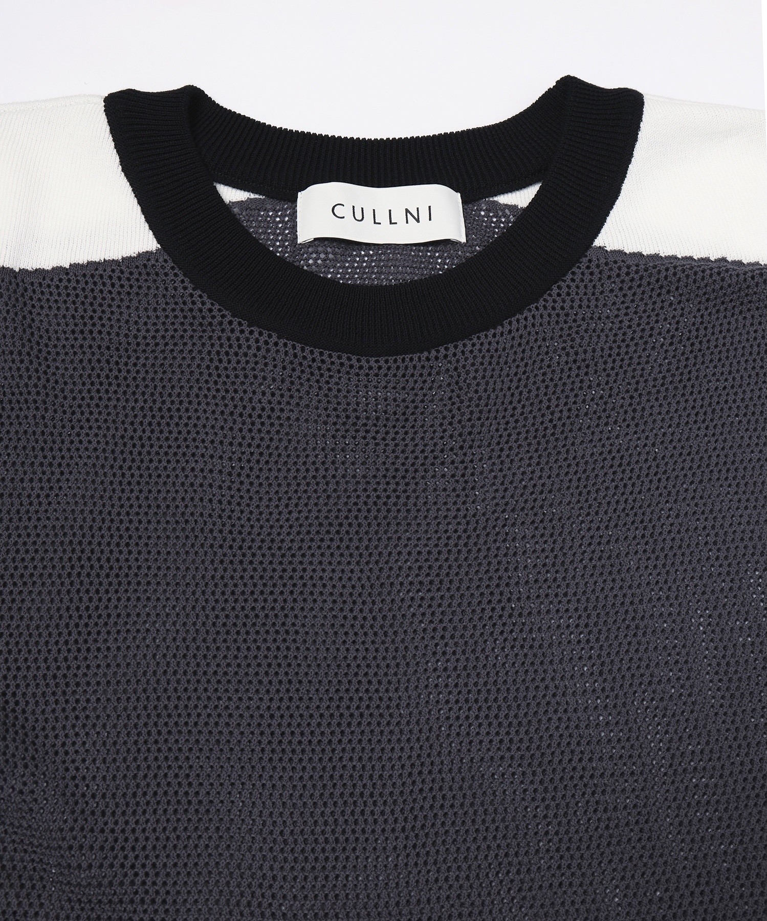 Airy Mesh Contrast Panel Short Sleeve Knit