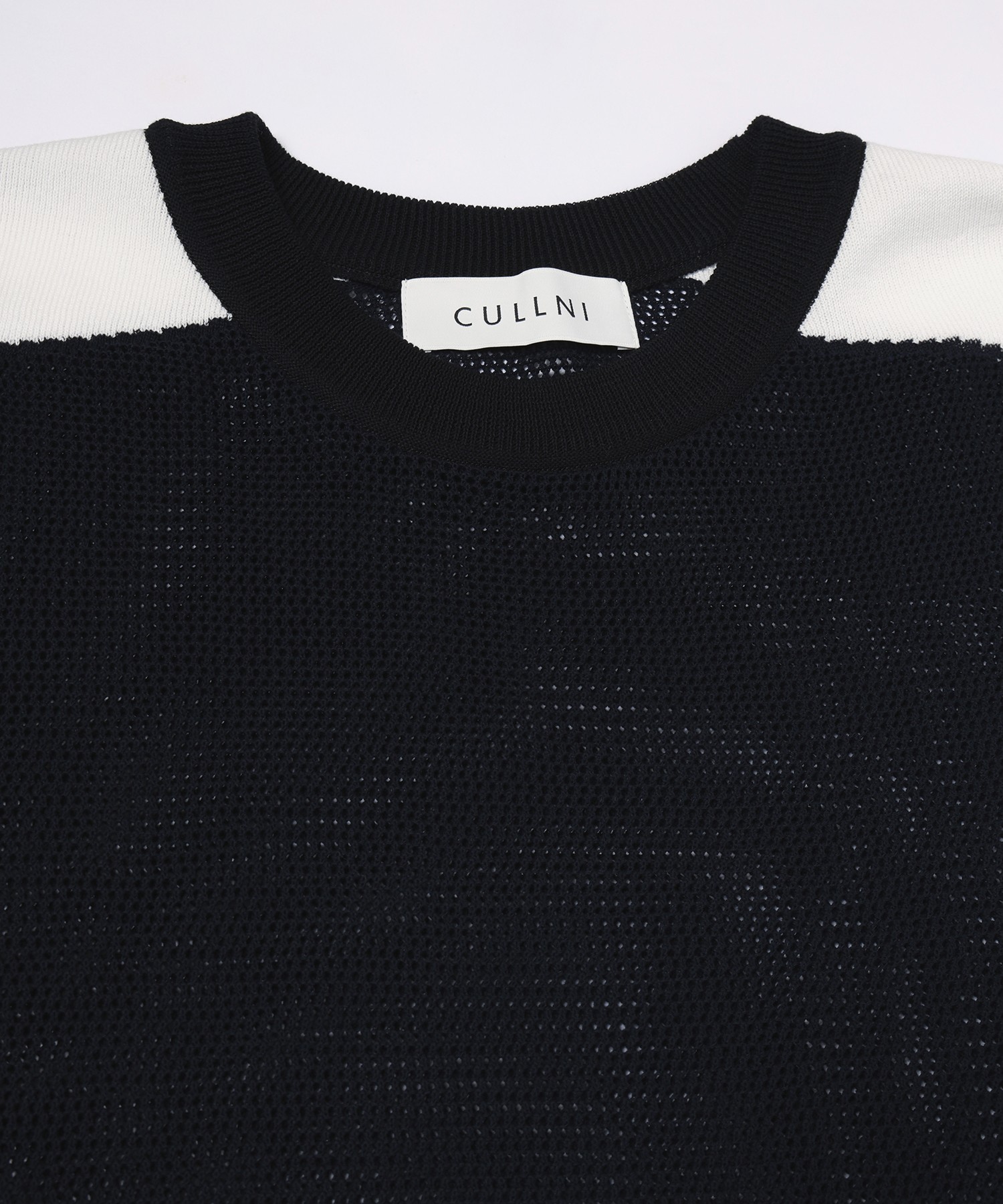 Airy Mesh Contrast Panel Short Sleeve Knit