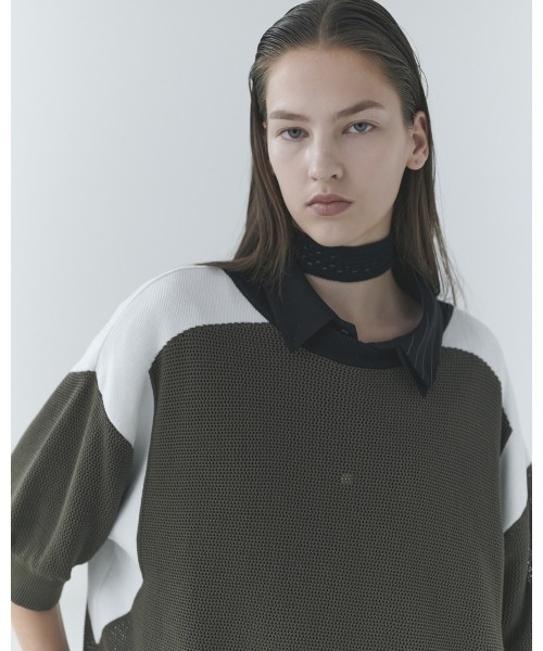 Airy Mesh Contrast Panel Short Sleeve Knit