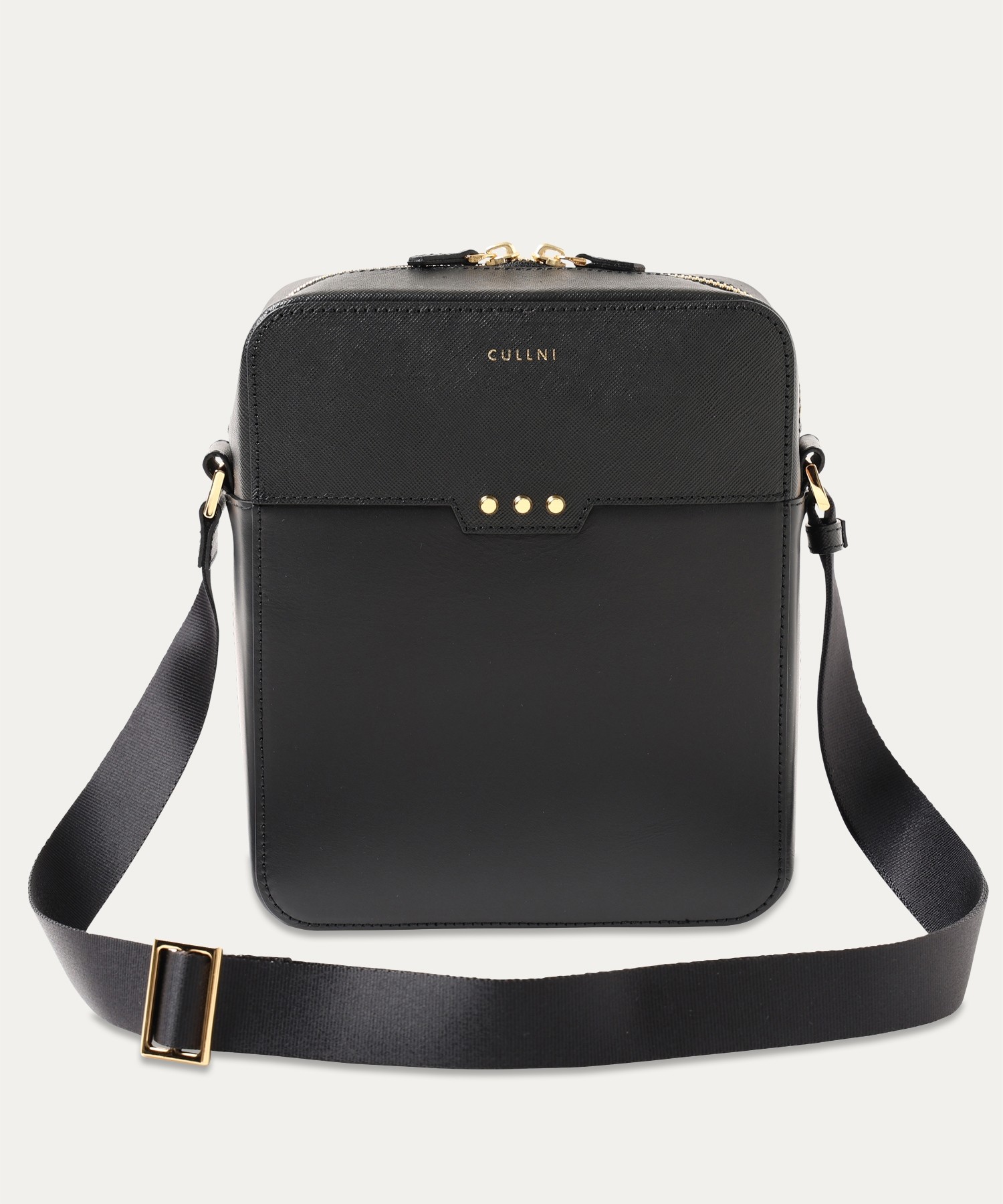 Square leather shoulder bag