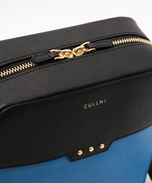 Square leather shoulder bag