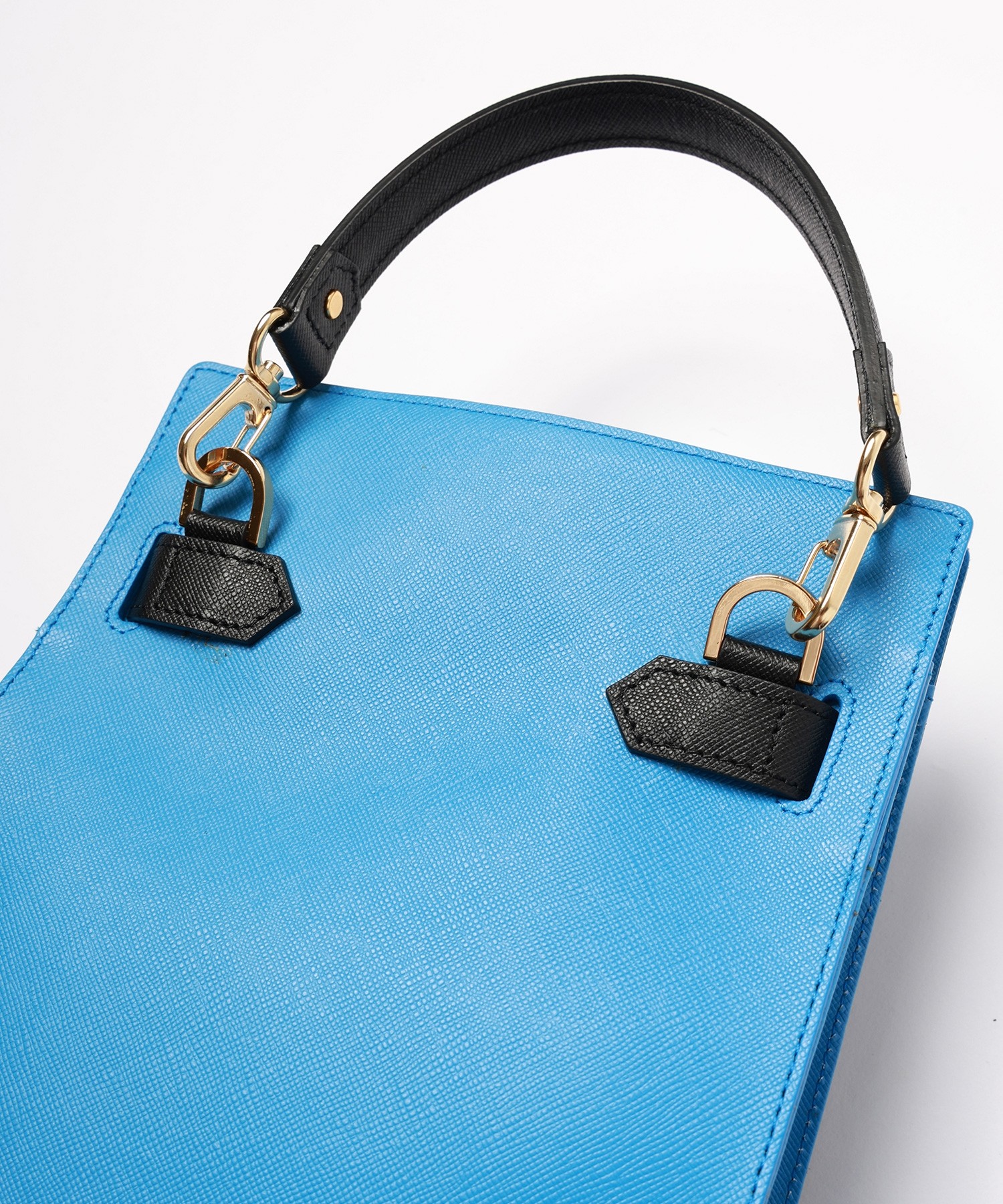 Clasp lock Belt Hand Bag