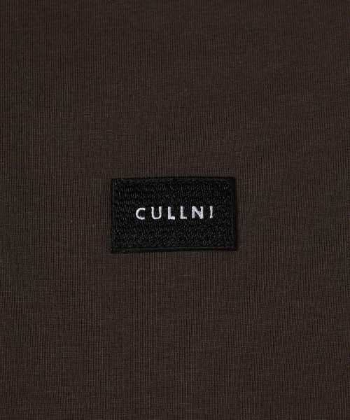 The Basic Embroidery Patch Short Sleeve Pullover