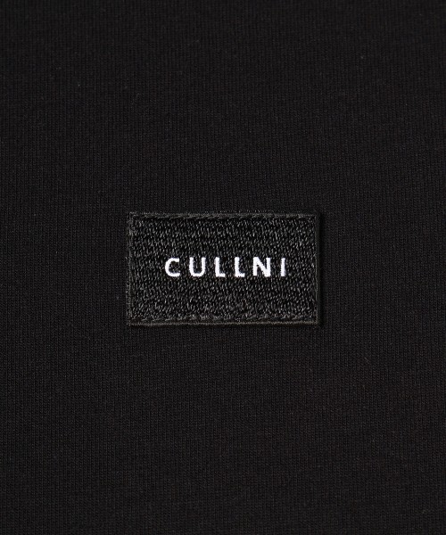 The Basic Embroidery Patch Short Sleeve Pullover