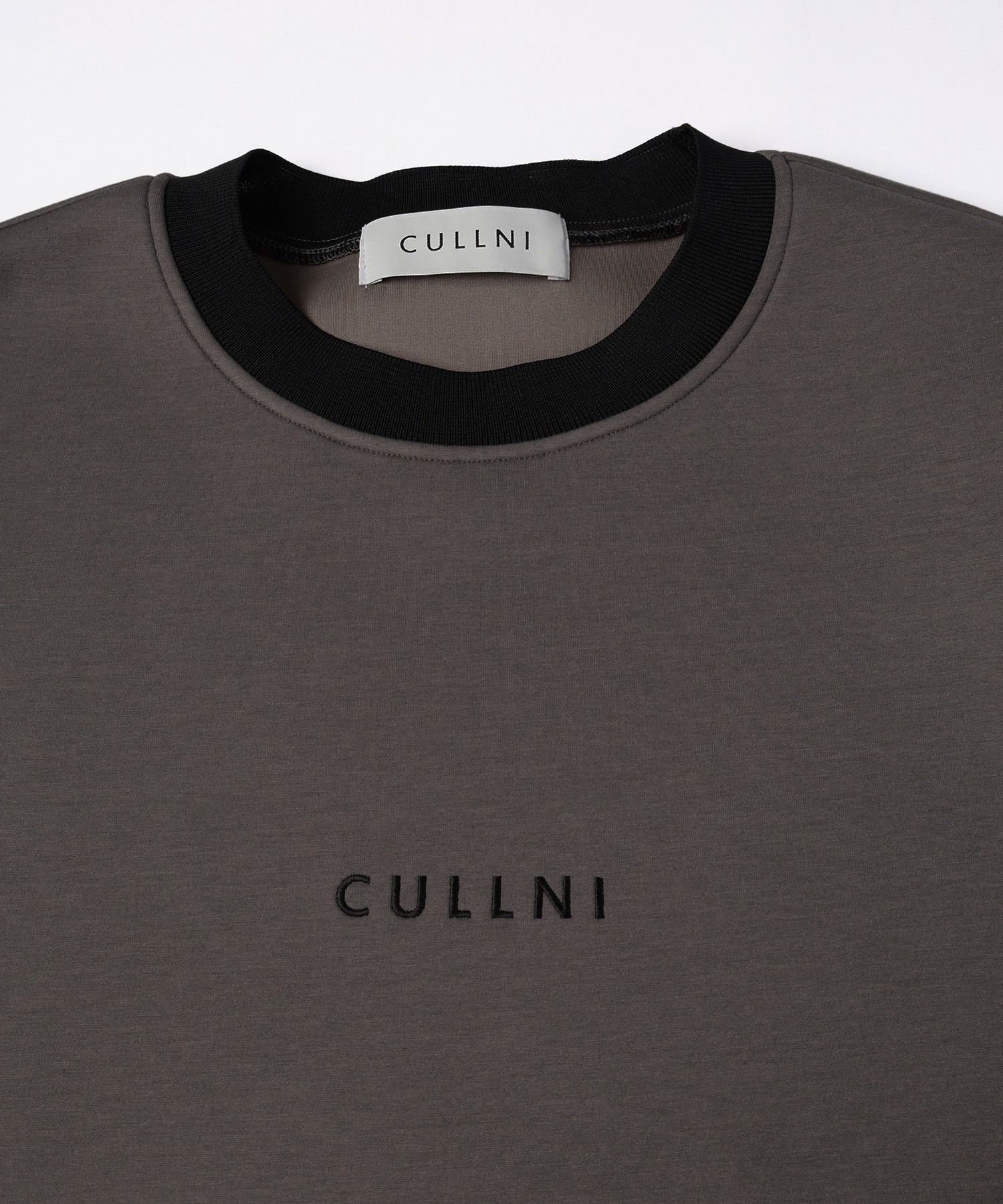 CULLNI Logo Embroidery Long Sleeve Pullover