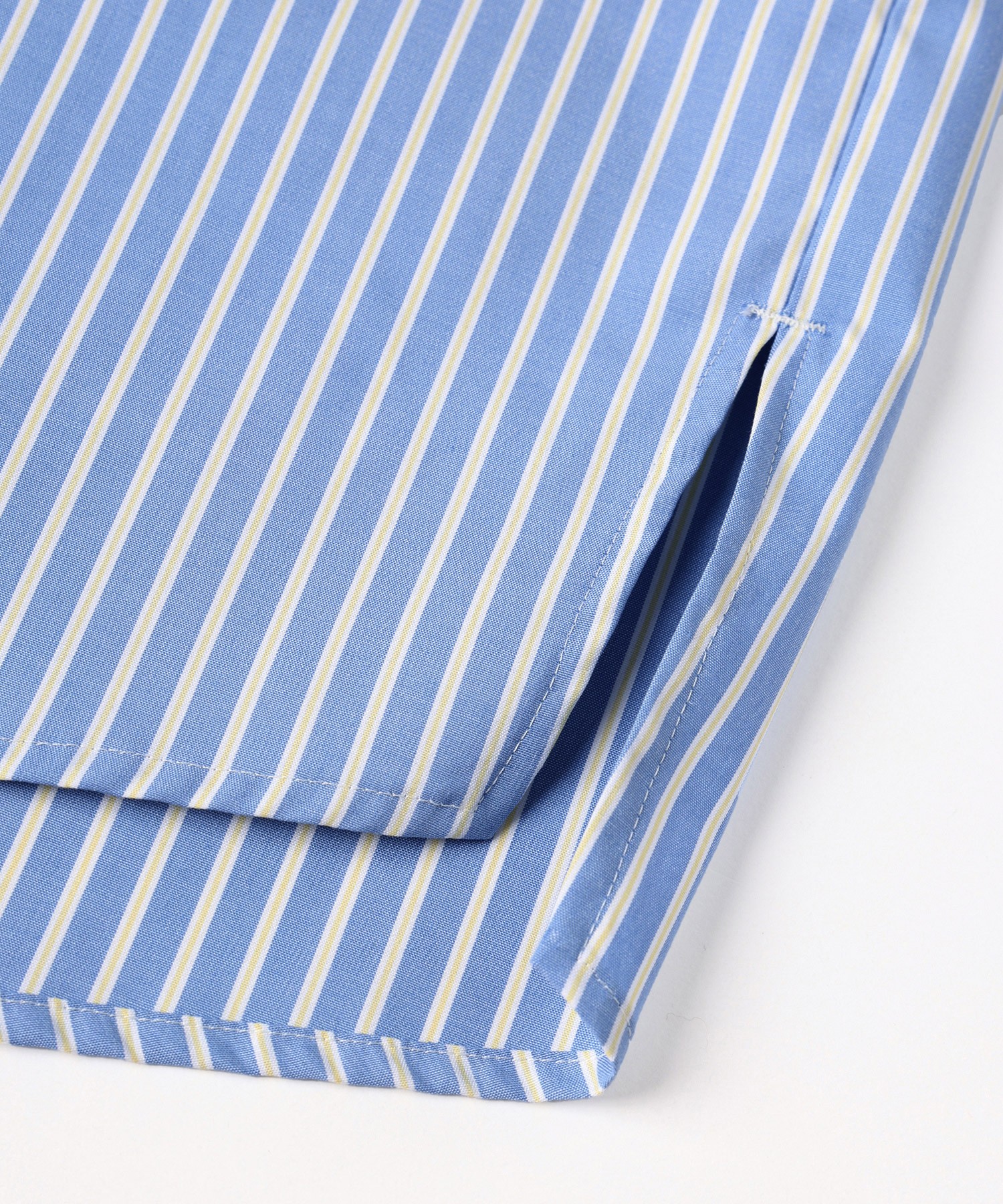 High Count Broad Embroidery Patch Short Sleeve Stripe Shirt