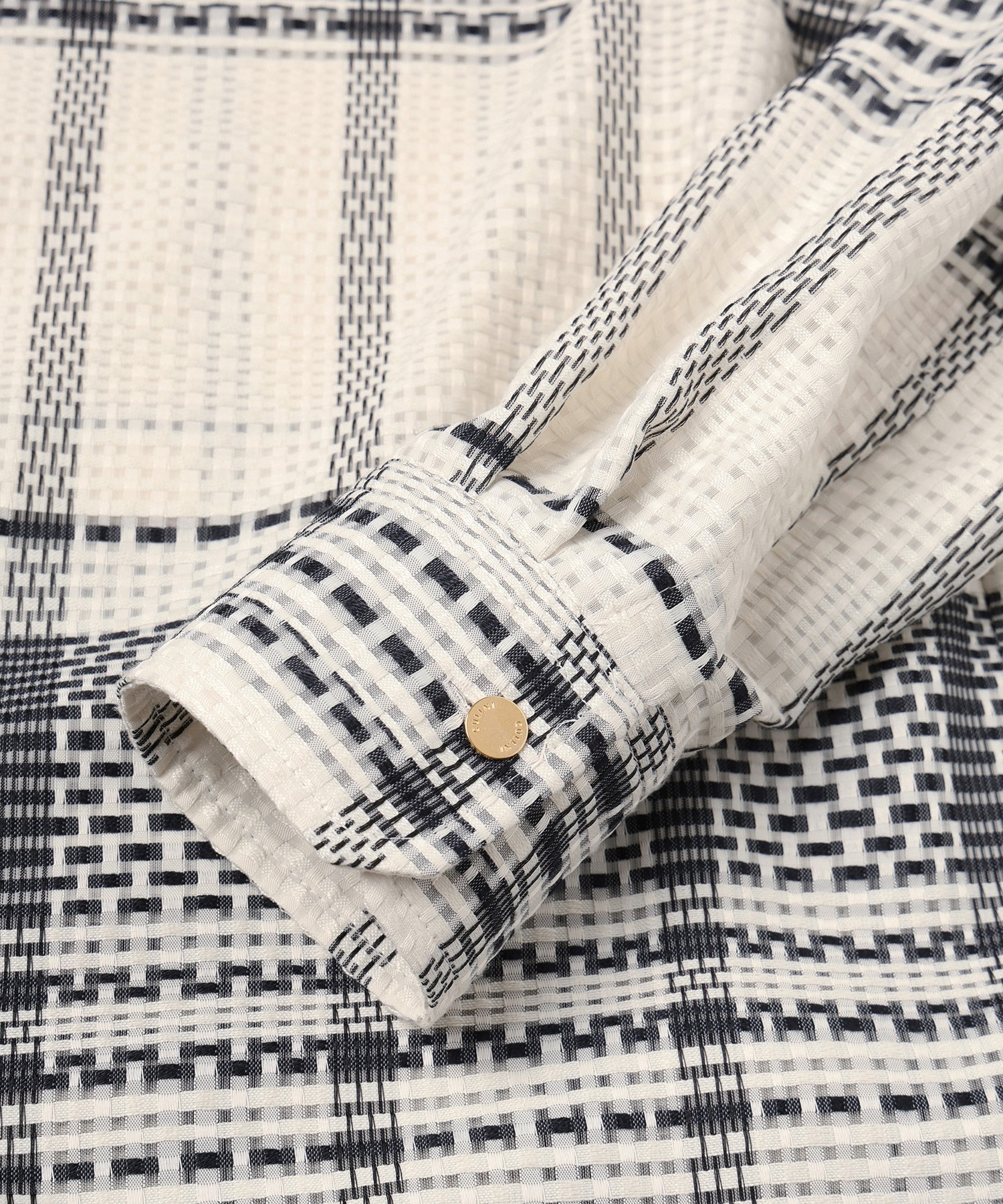 Sheer Tile Check Chin Tab Shirt