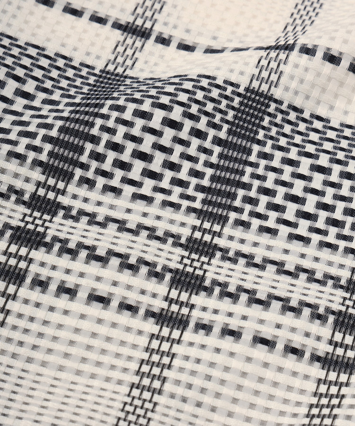 Sheer Tile Check Chin Tab Shirt