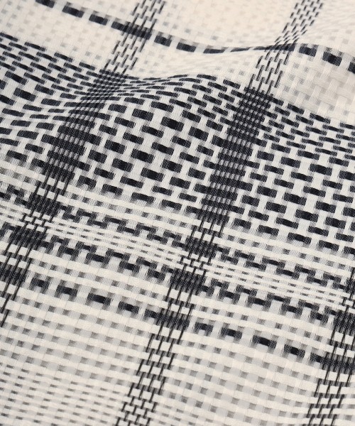 Sheer Tile Check Chin Tab Shirt