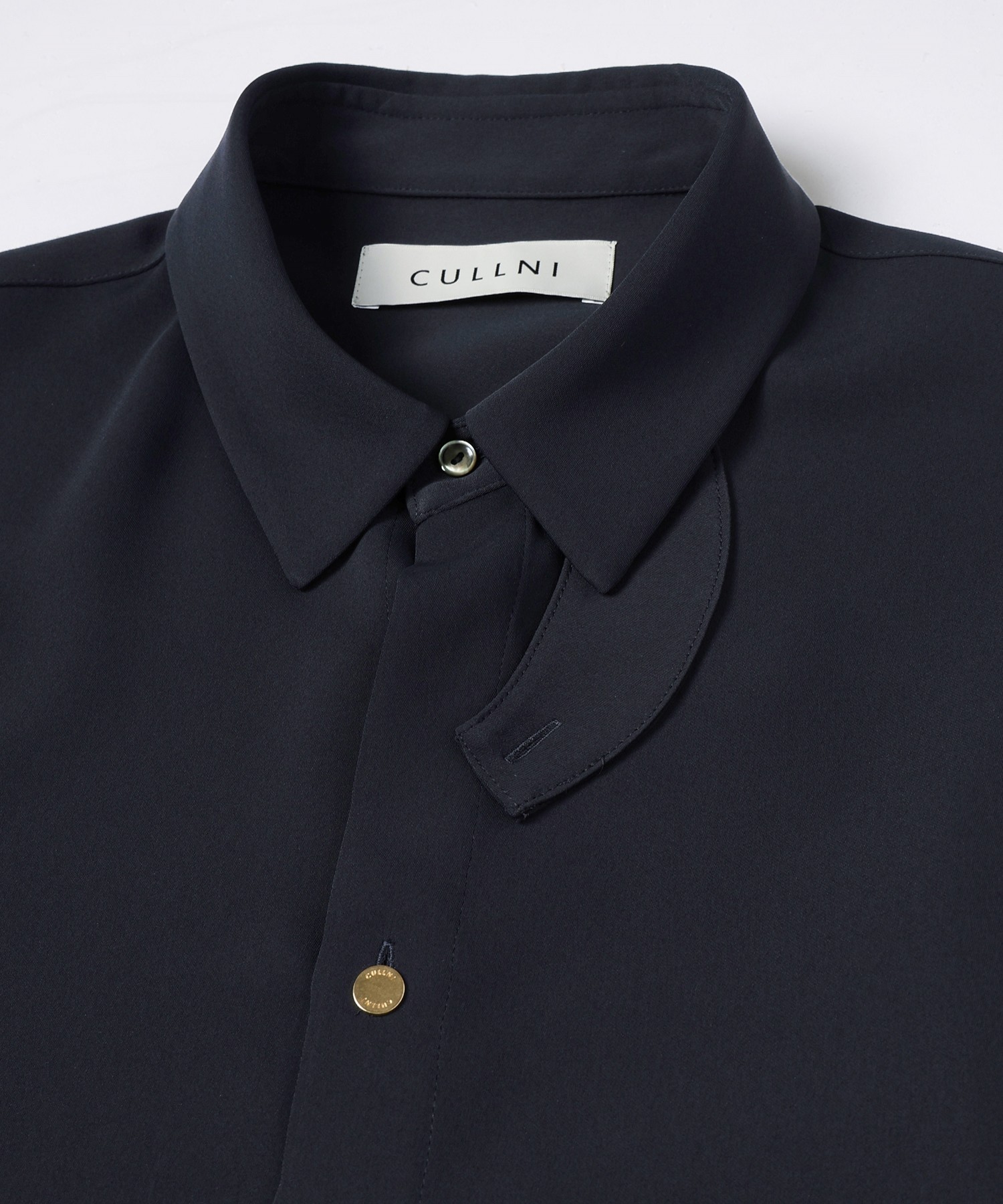 Double Cloth Chin Tab Long Sleeve Shirt