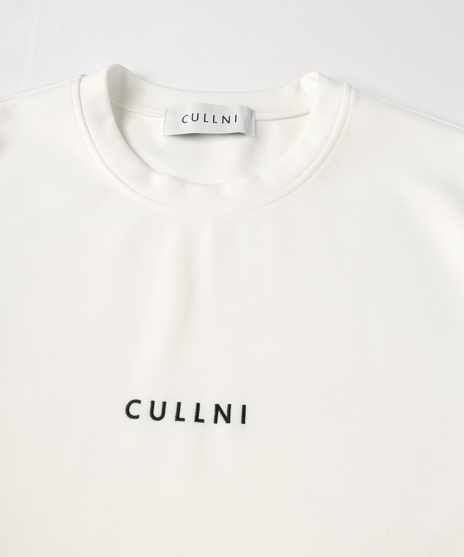 CULLNI Logo Embroidery Short Sleeve Pullover