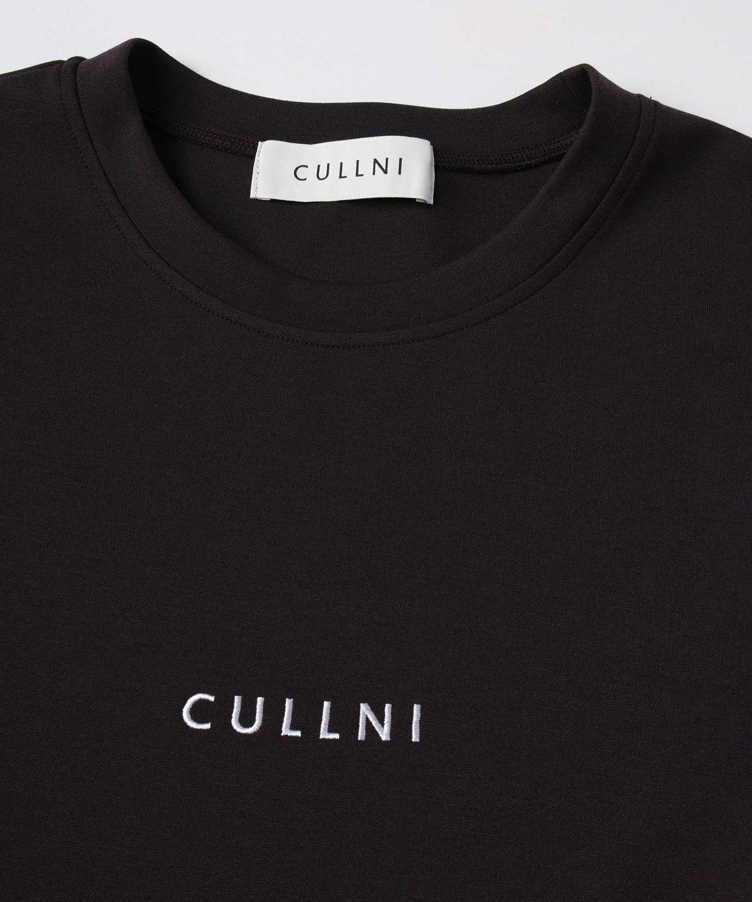 CULLNI Logo Embroidery Short Sleeve Pullover