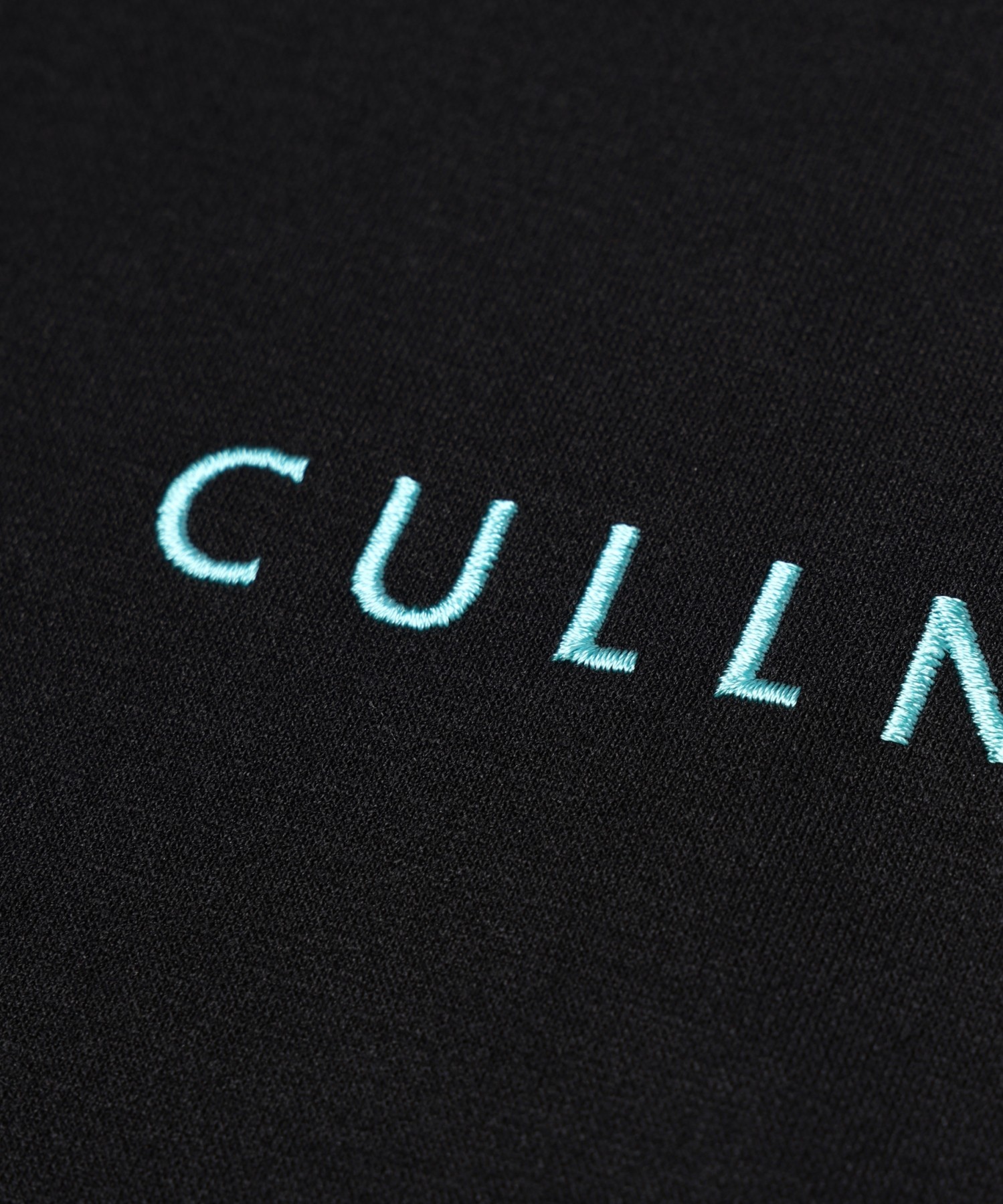 CULLNI Logo Embroidery Short Sleeve Pullover