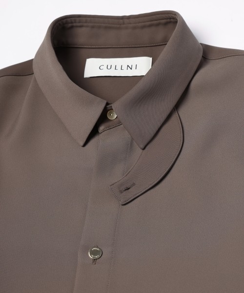 Double Satin Minimal Chin Tab Long Sleeve Shirt