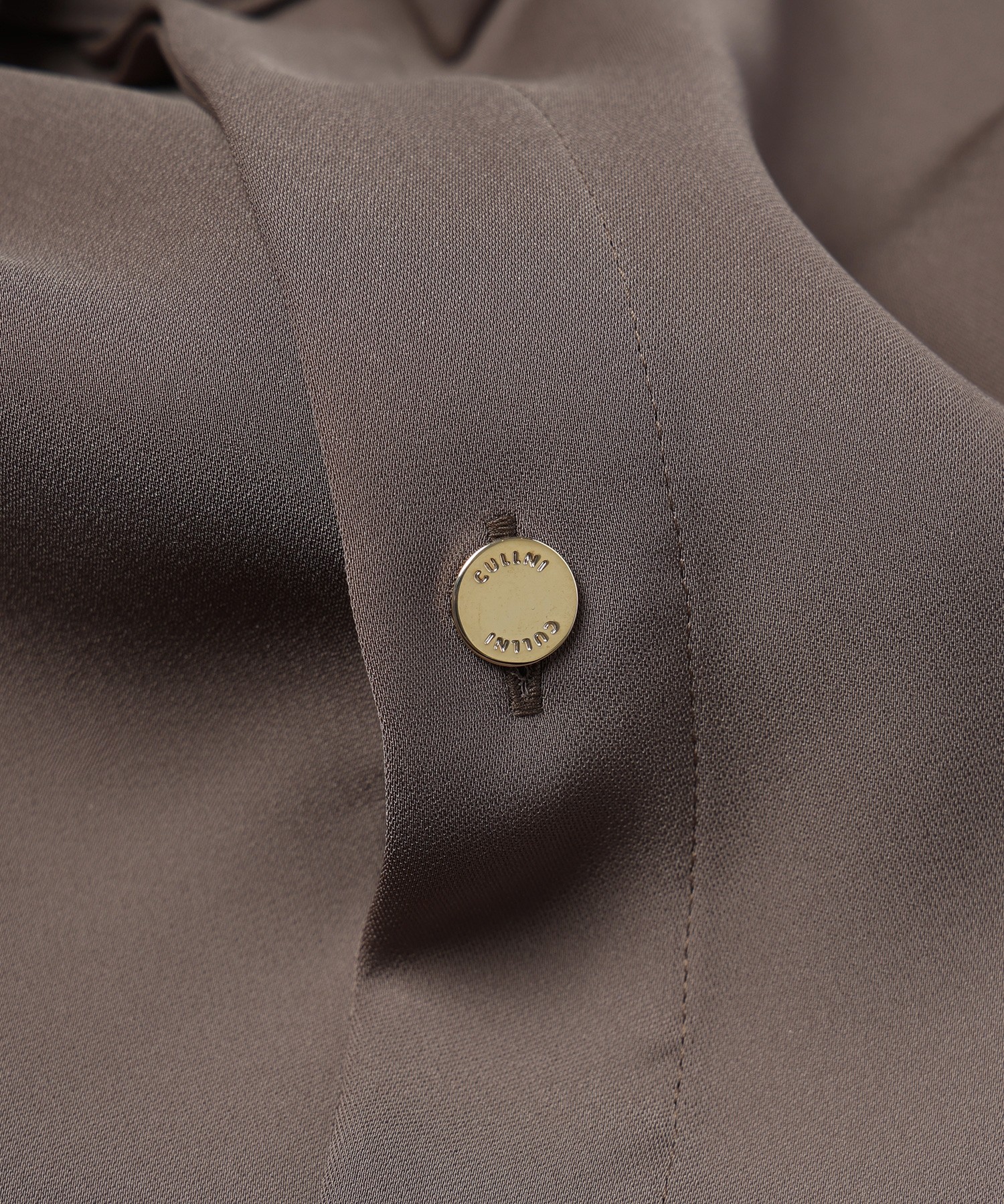 Double Satin Minimal Chin Tab Long Sleeve Shirt