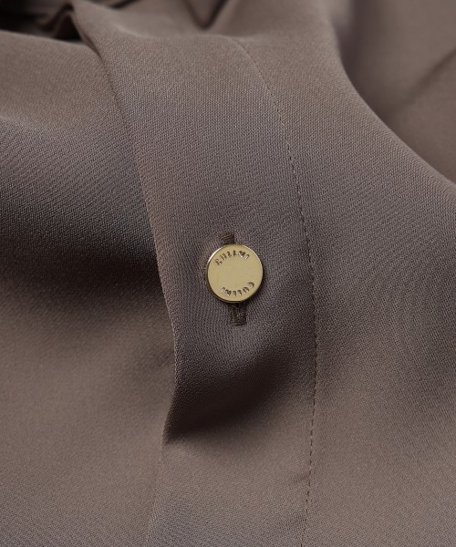 Double Satin Minimal Chin Tab Long Sleeve Shirt