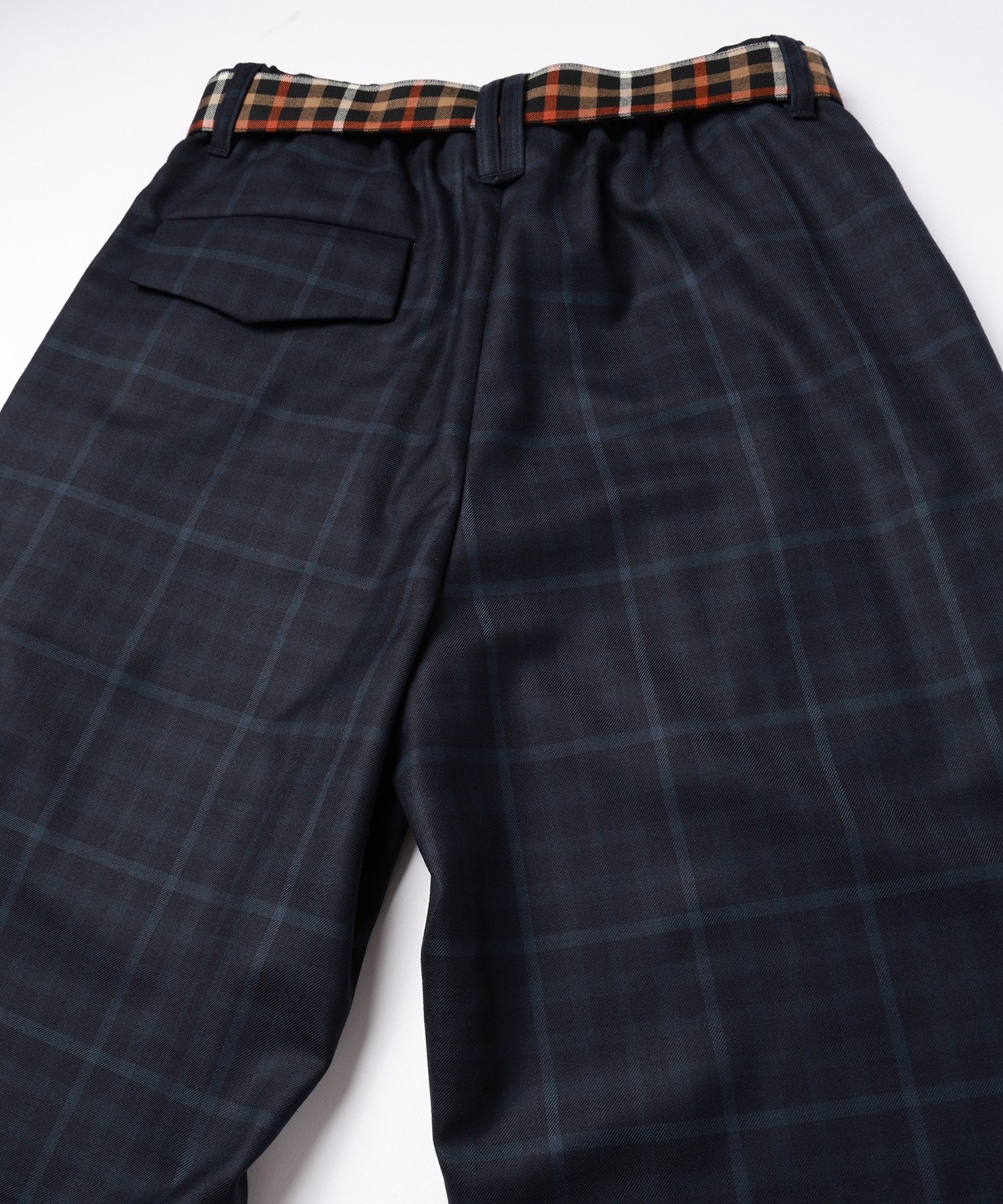 CULLNI for DAKS LONDON Tuck Pants with Long Belt
