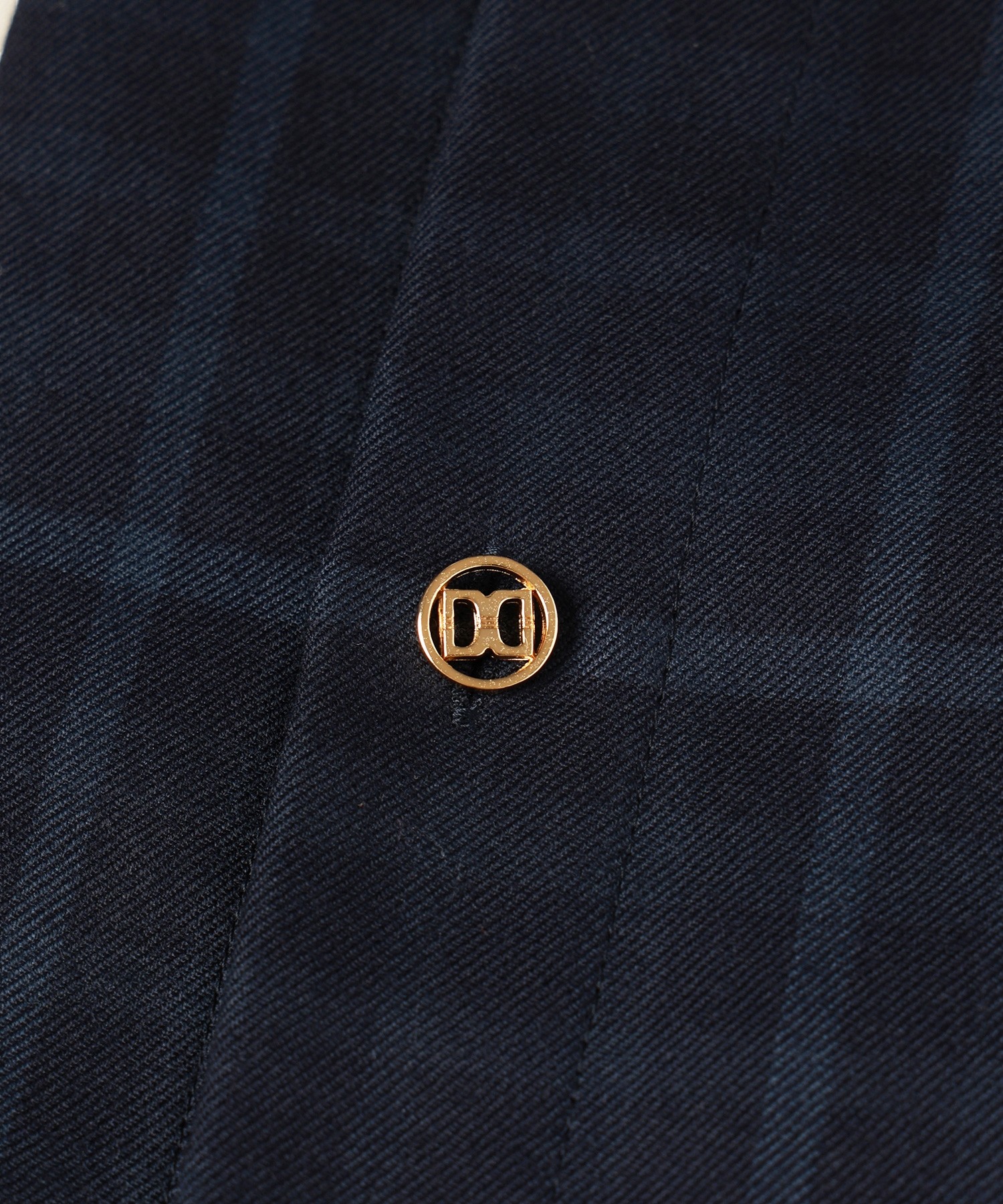 CULLNI for DAKS LONDON Asymmetrical Switching Chin Tab Shirt