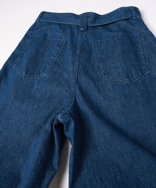 Barrel 1Tuck Wide Denim Pants with Long Belt