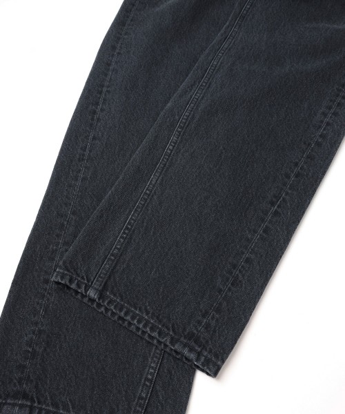 Asymmetrical Pocket Straight Denim Pant