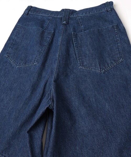 Asymmetrical Pocket Denim Half Pant