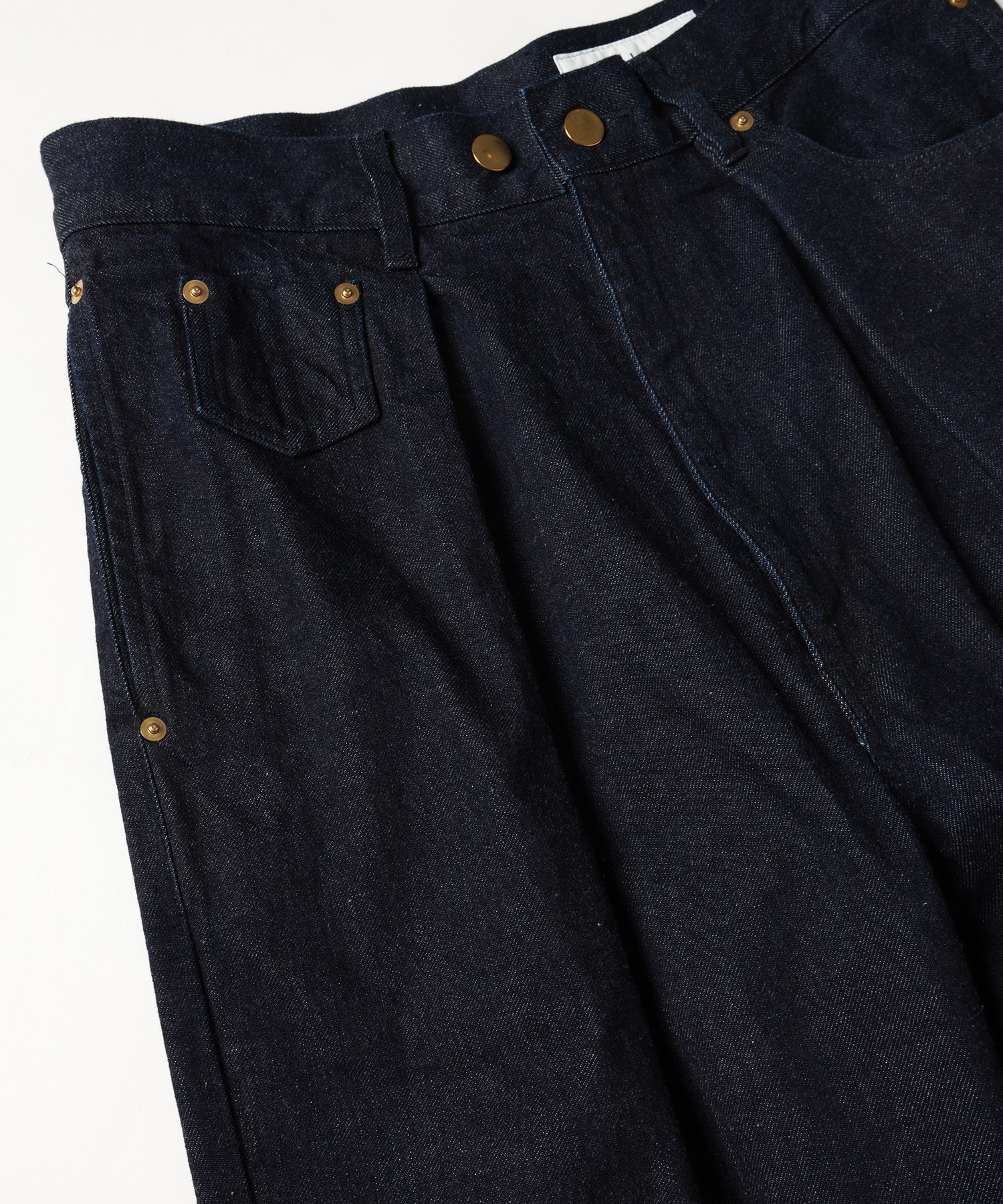 1TUCK ASYMMETRY POCKET PANTS