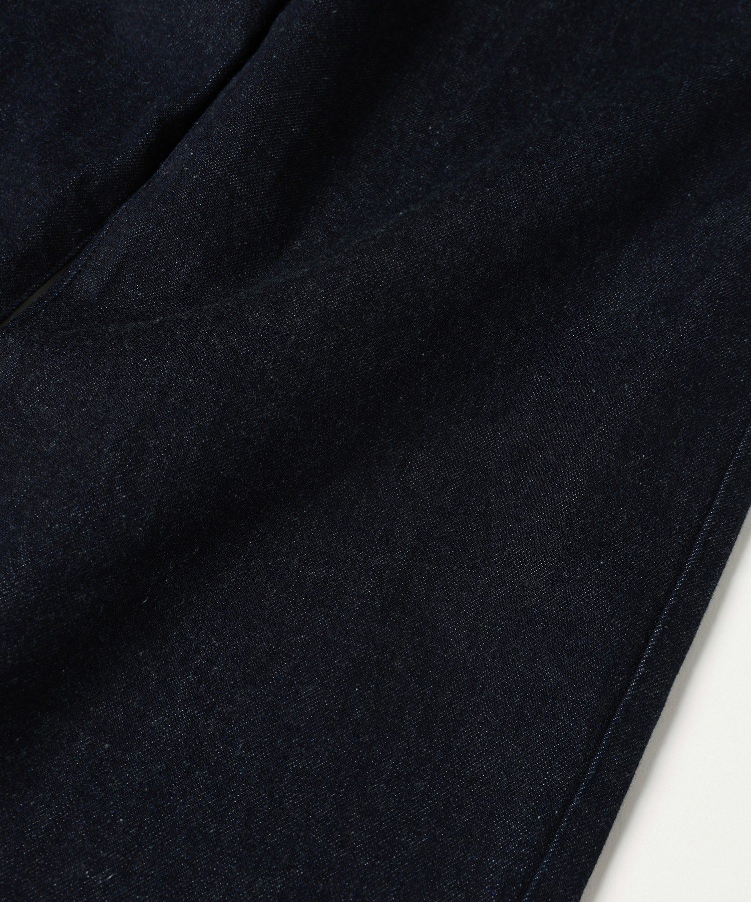 1TUCK ASYMMETRY POCKET PANTS