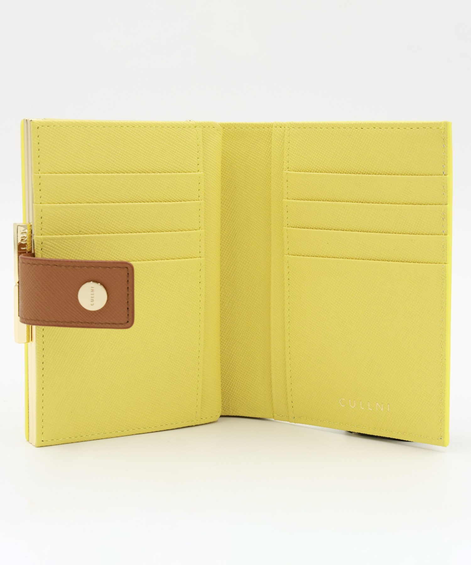 Leather wallet With A Clasp