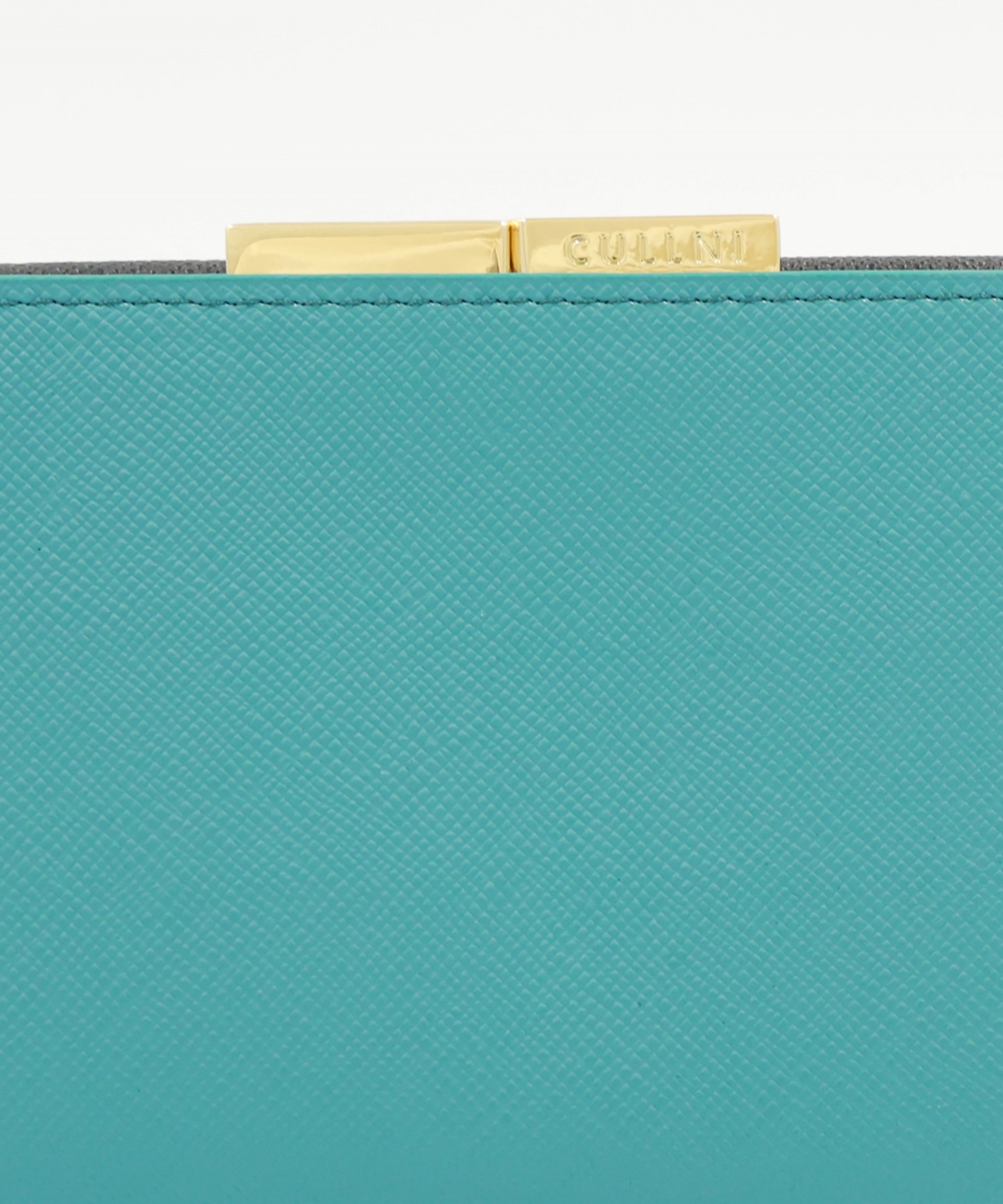 Leather wallet With A Clasp